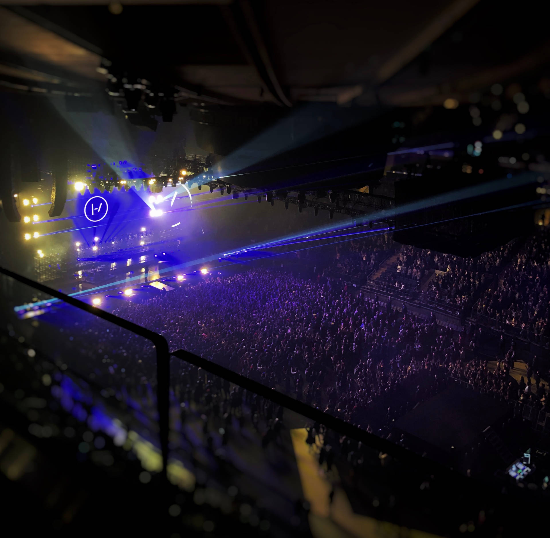 Twenty One Pilots Live Concert Background