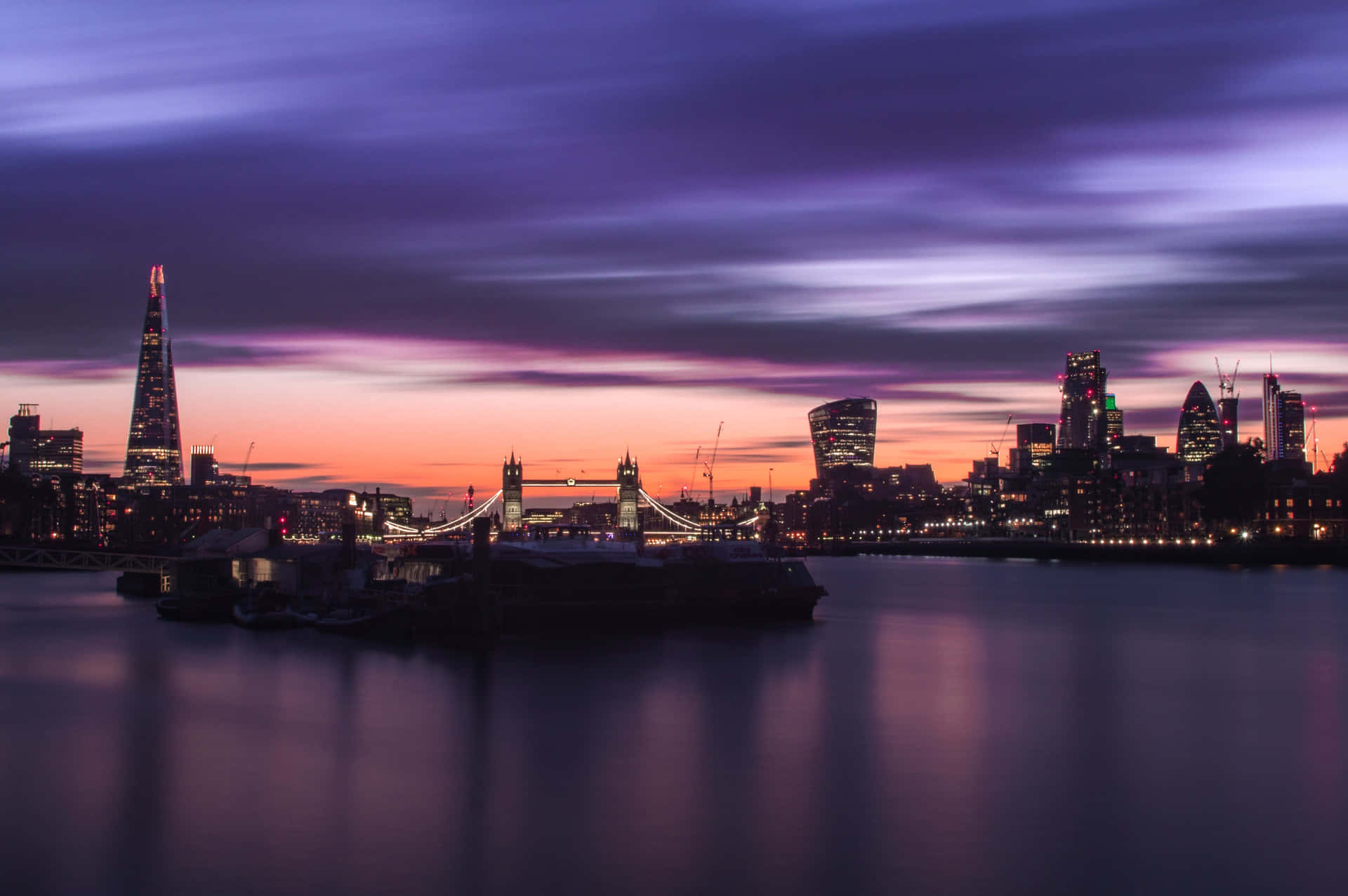 Twilight Over The Shard And London Skyline Background