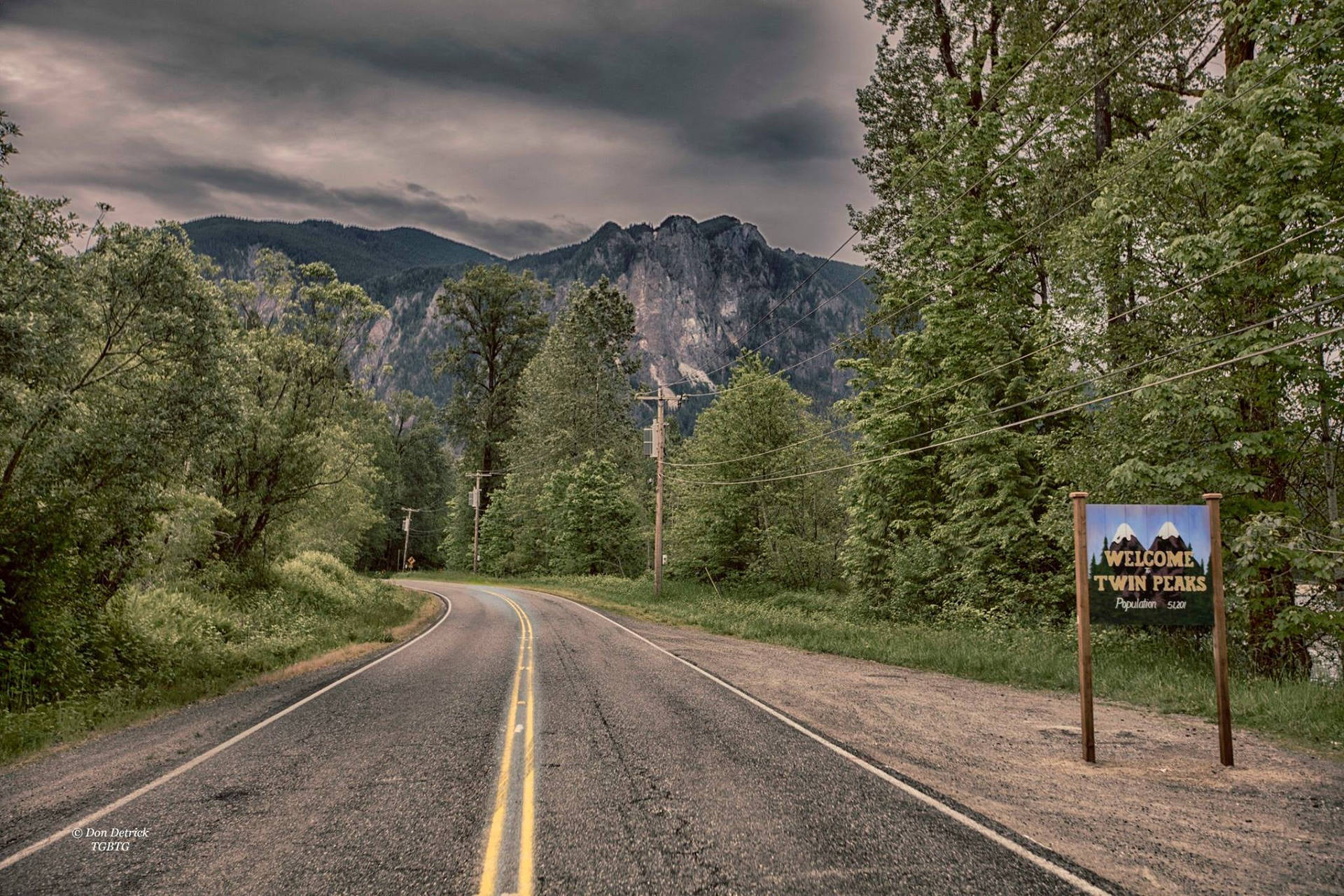 Twin Peaks Road Under Background