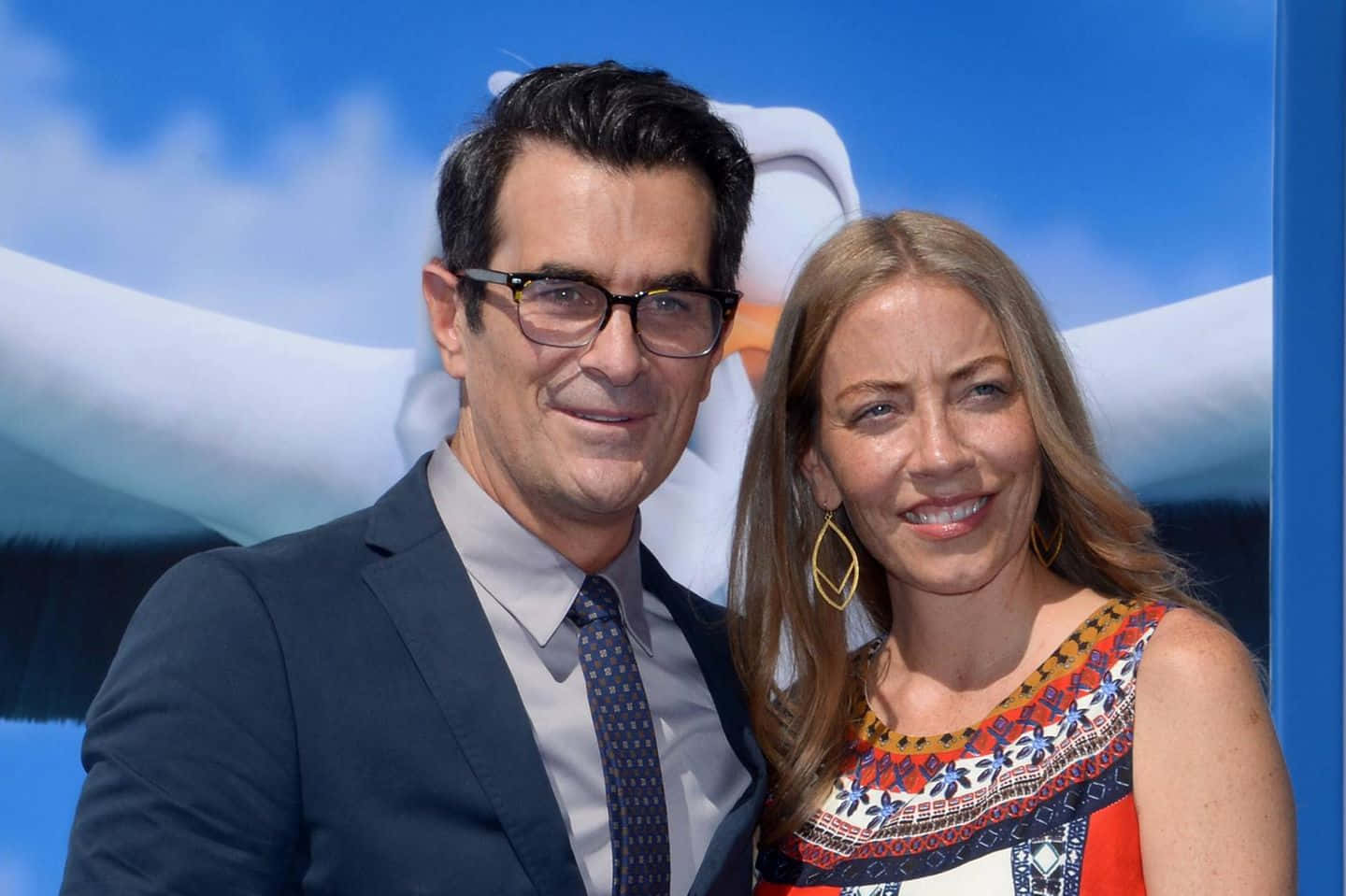 Ty Burrell Smiling At An Event Background