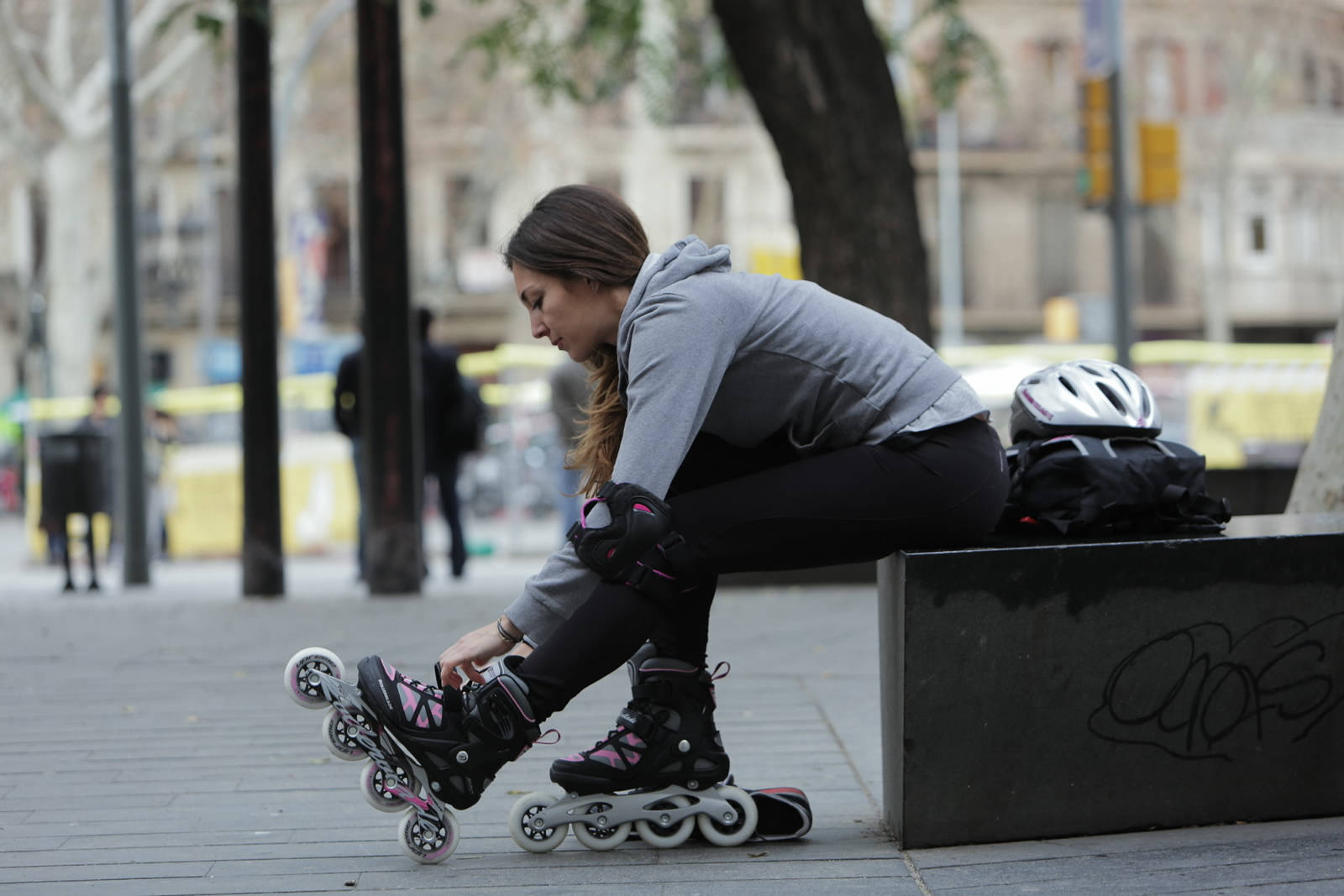 Tying Rollerblading Shoelace Shoes