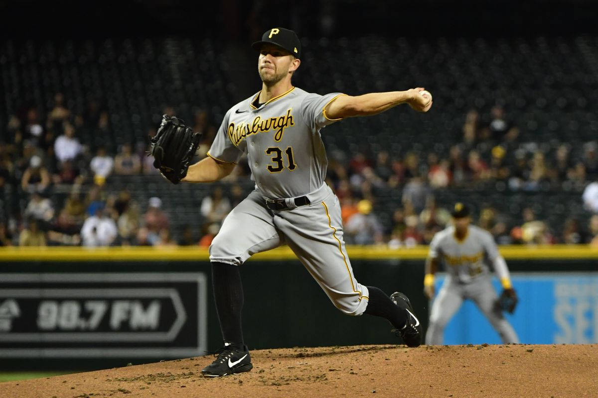 Tyler Anderson Pitching For Pittsburgh Pirates Background