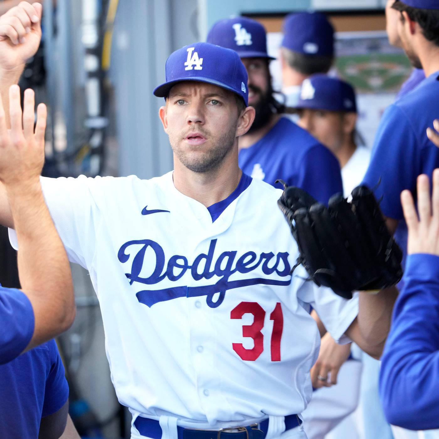 Tyler Anderson With La Dodgers Team Background