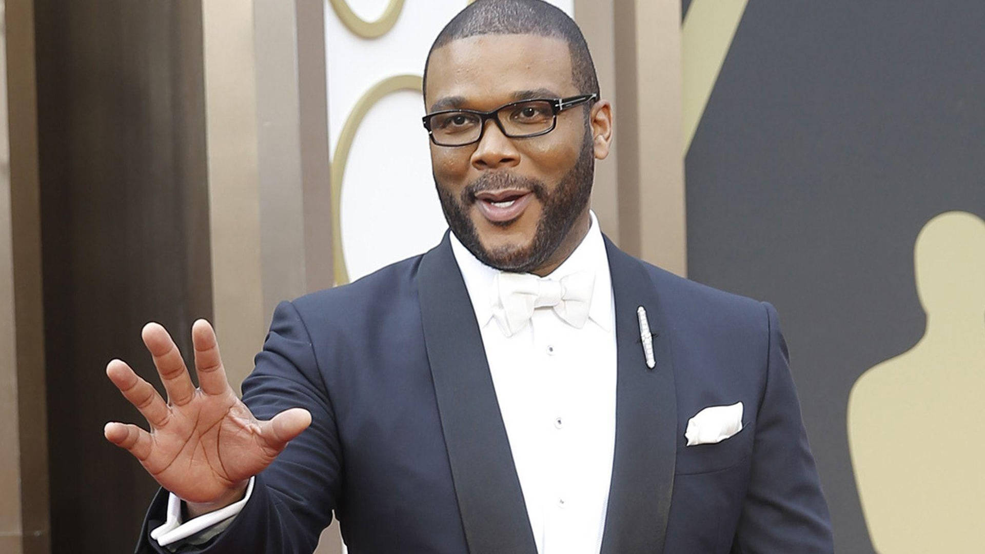 Tyler Perry Friendly Wave Background