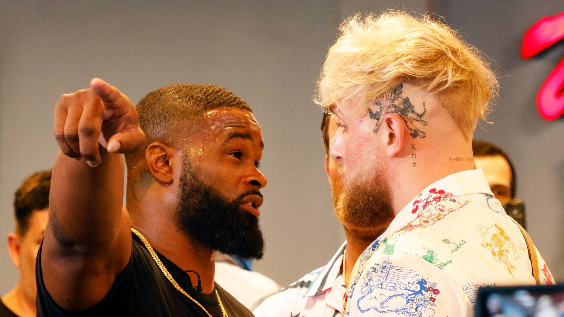 Tyron Woodley Confronts Youtuber Jake Paul