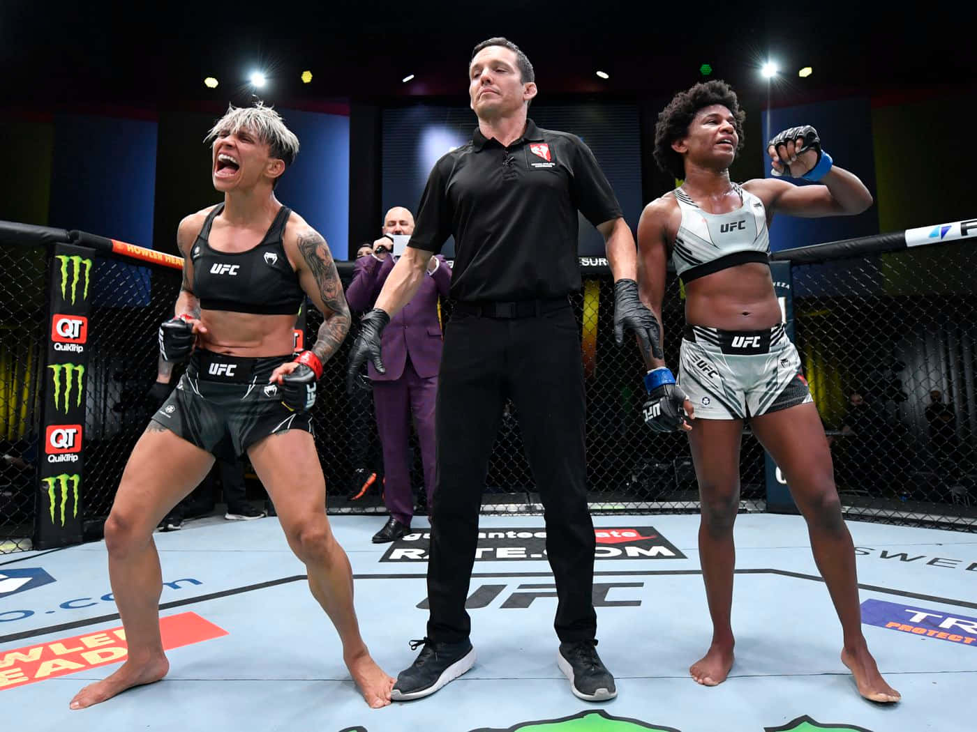 U F C Fighters Await Decision