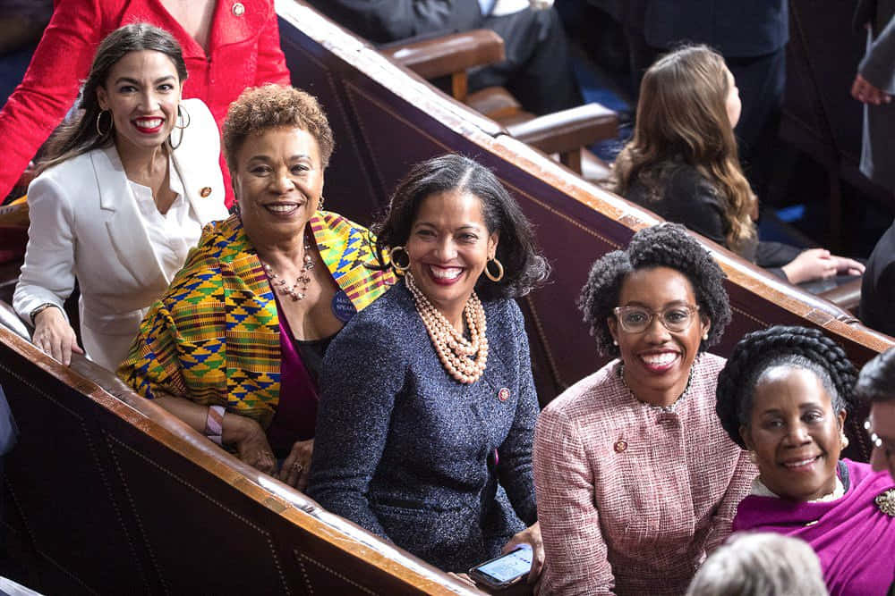 U.s. Representative Barbara Lee Alongside Female Colleagues In Congress Background