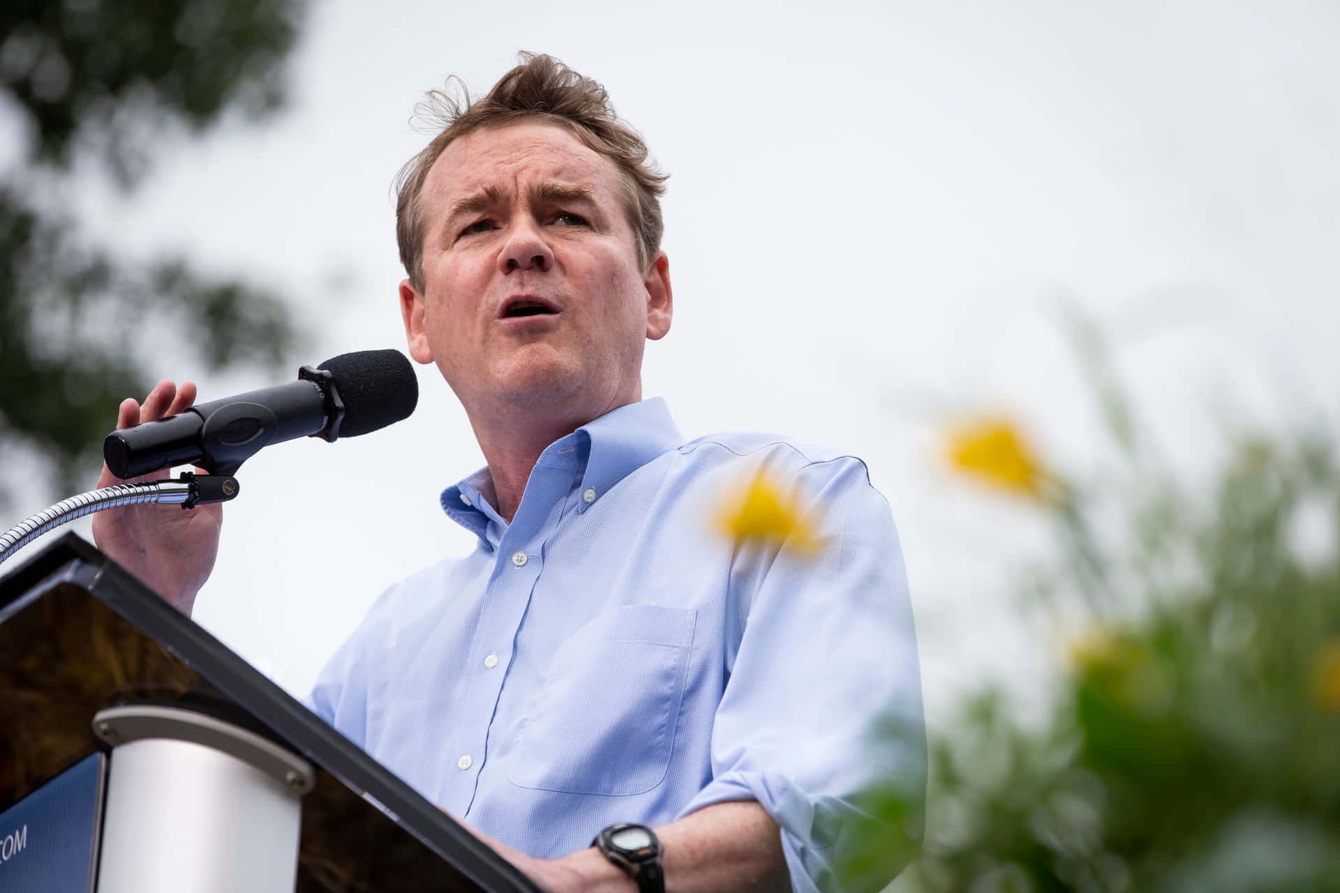 U.s. Senator Michael Bennet: Working Nonstop For Colorado Background