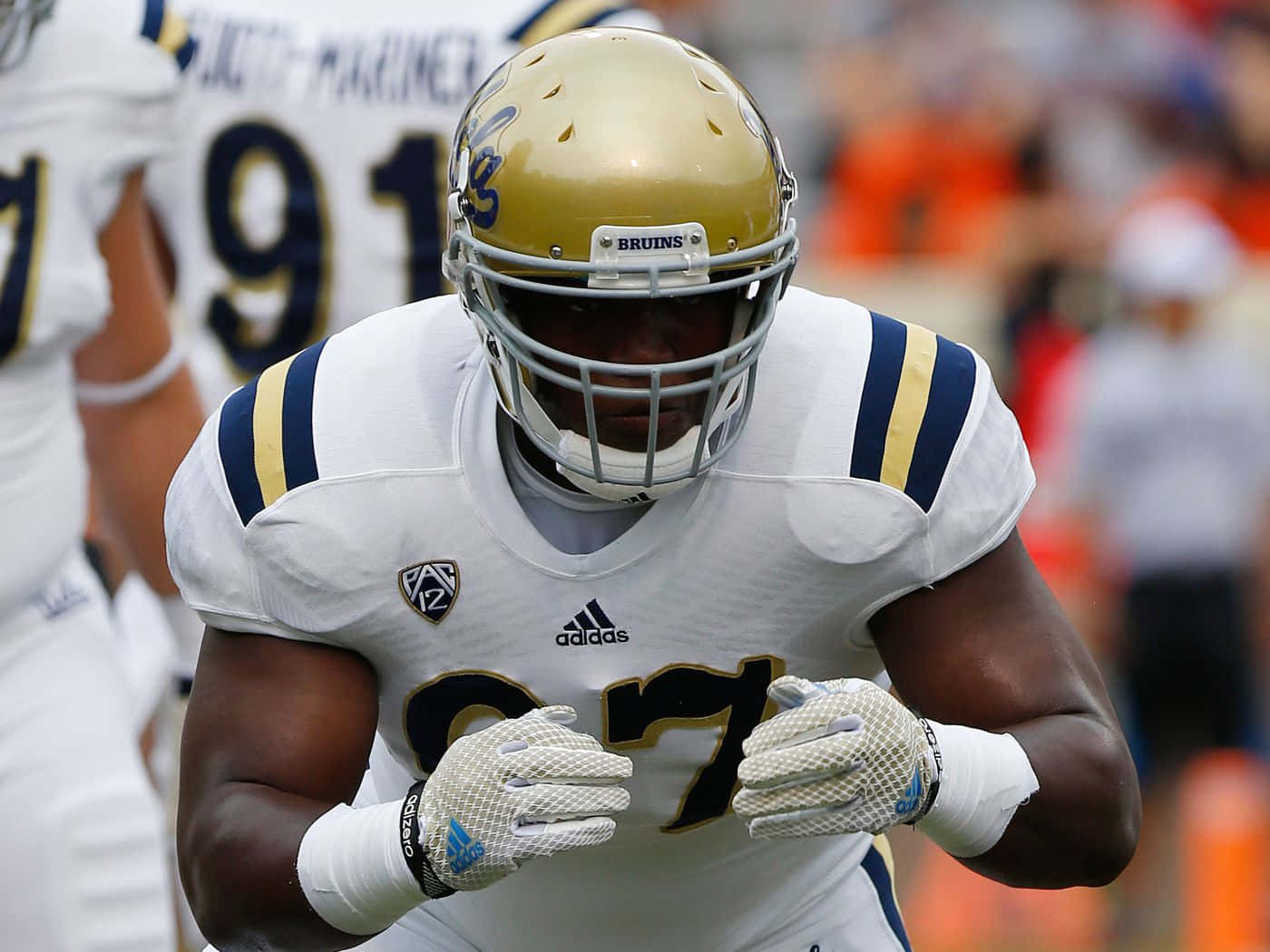 Ucla Bruins Kenny Clark Warm Up Background