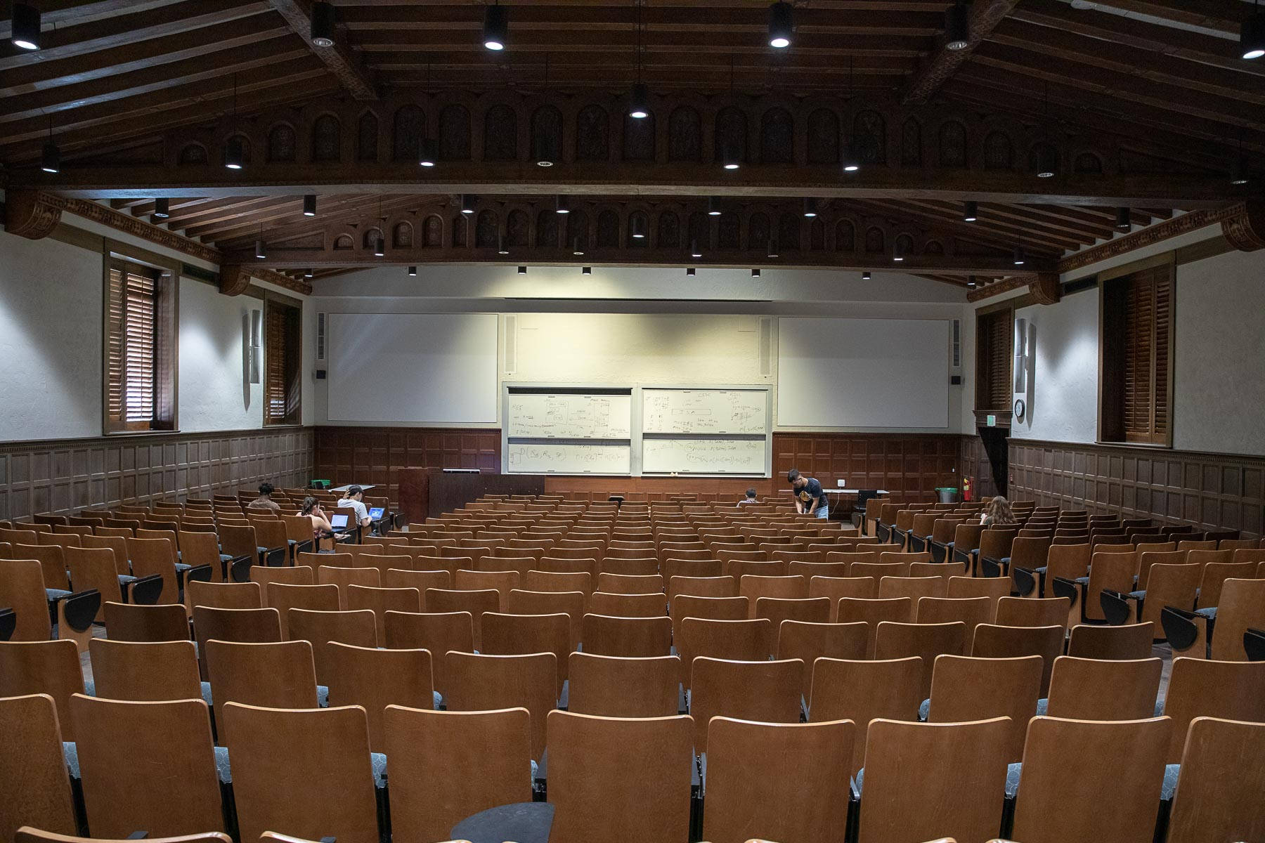 Ucla Moore Hall Auditorium