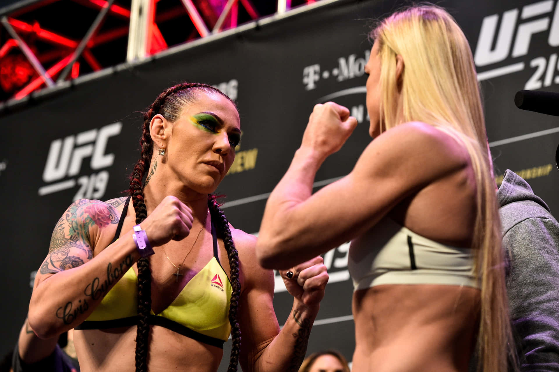 Ufc Athletes Cris Cyborg And Holly Holm Ceremonial Weigh Ins Background