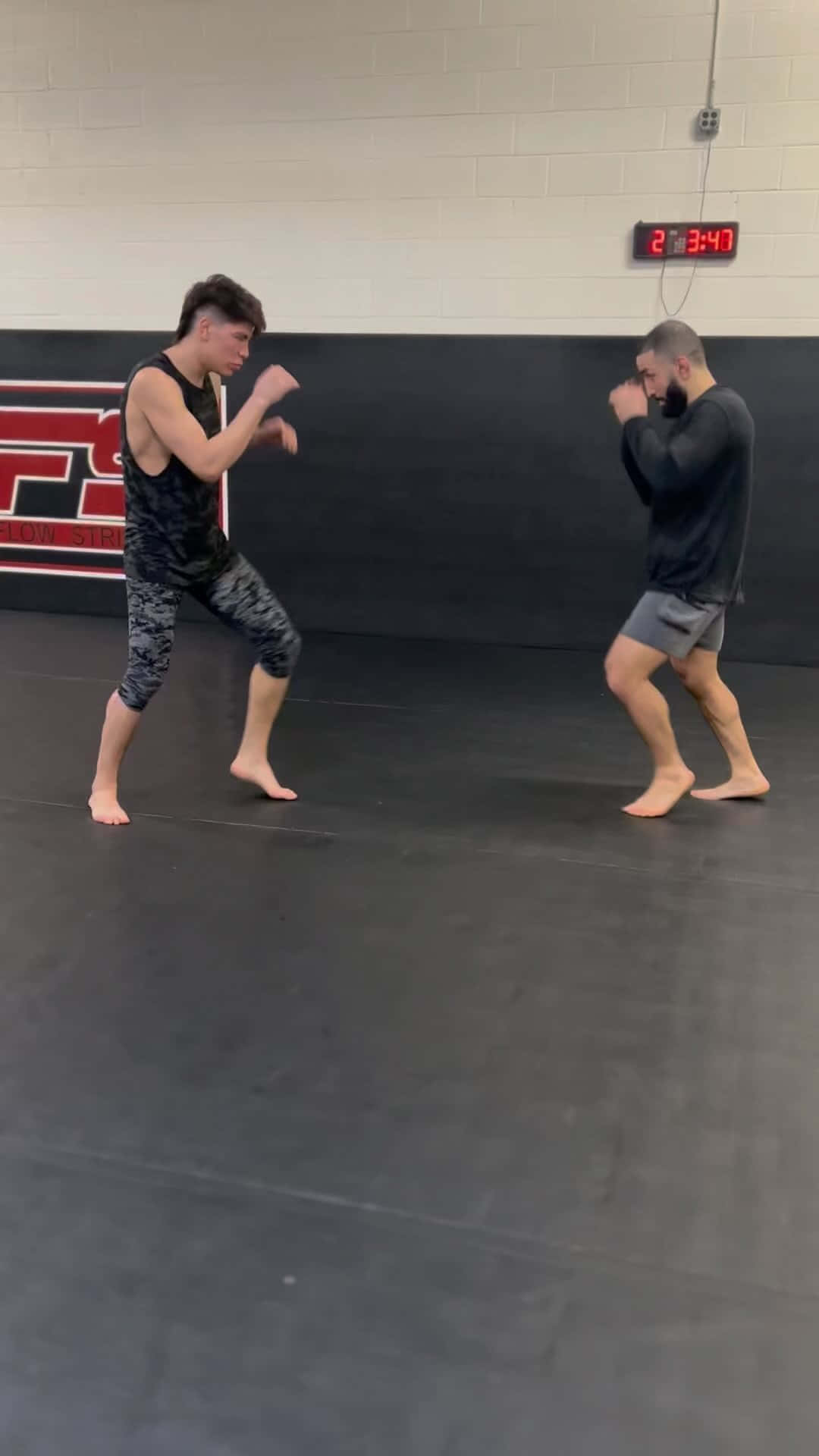 Ufc Fighter Belal Muhammad Sparring Background