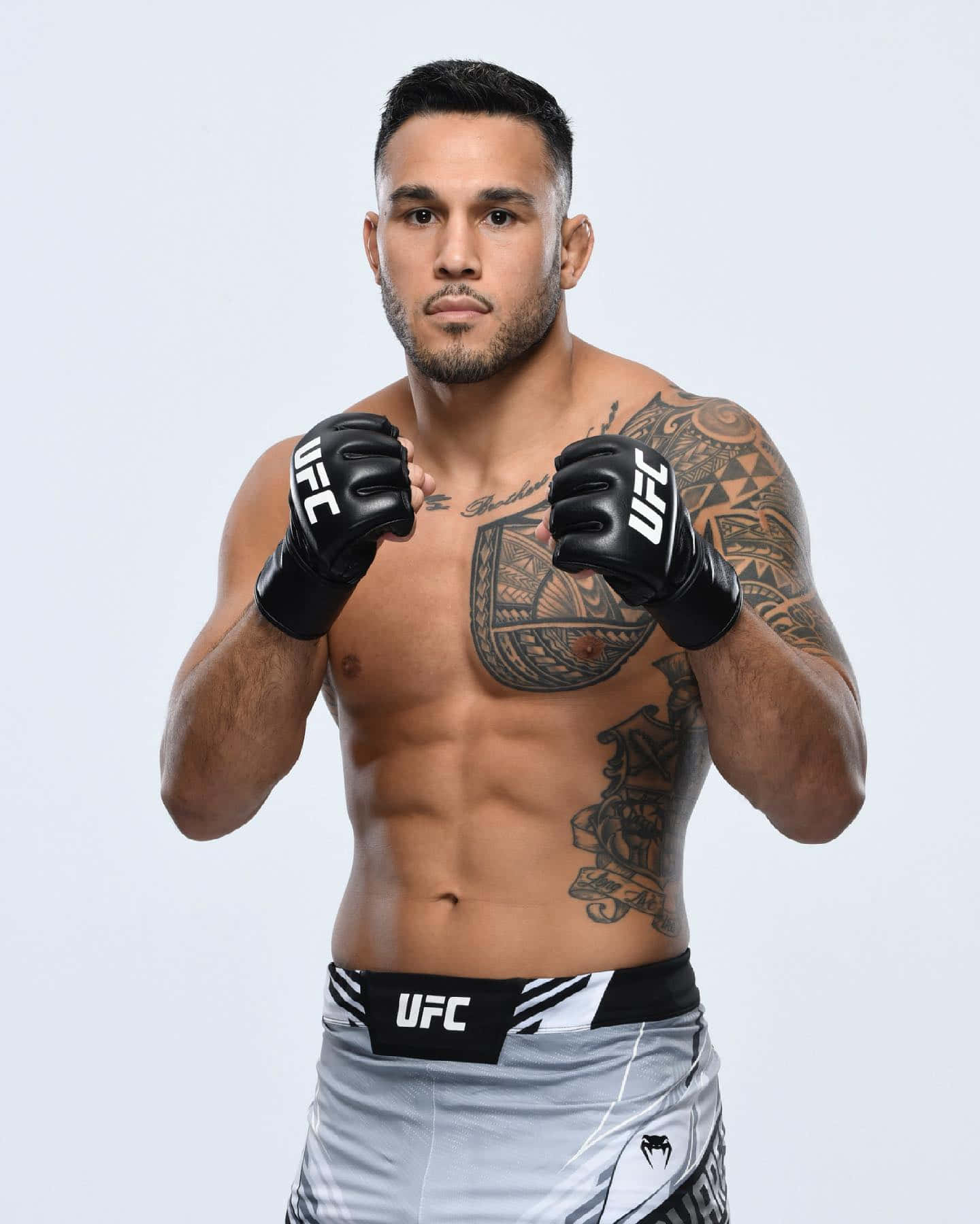 Ufc Fighter Brad Tavares With White Backdrop Background