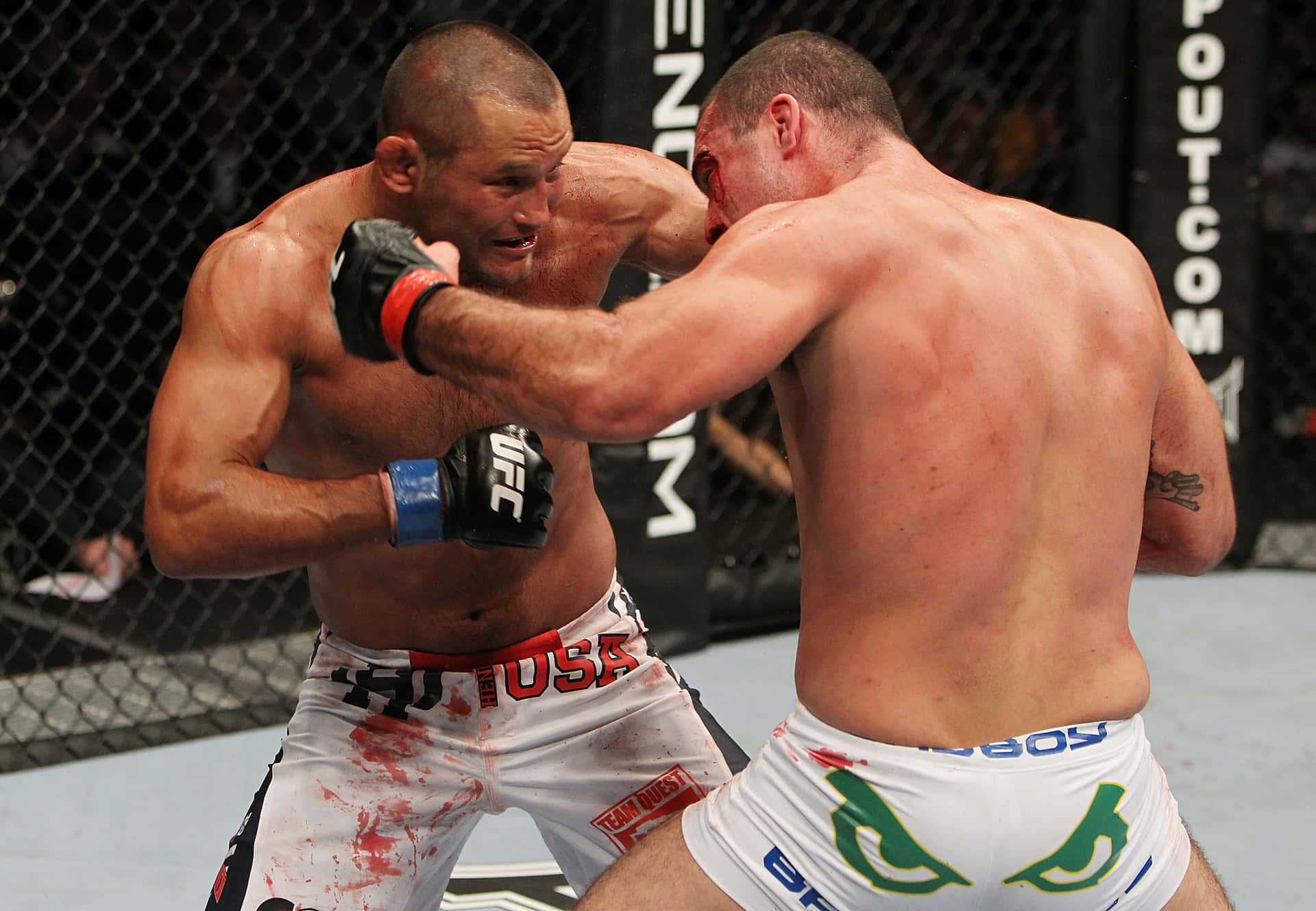 Ufc Mauricio Rua Left Hook Background