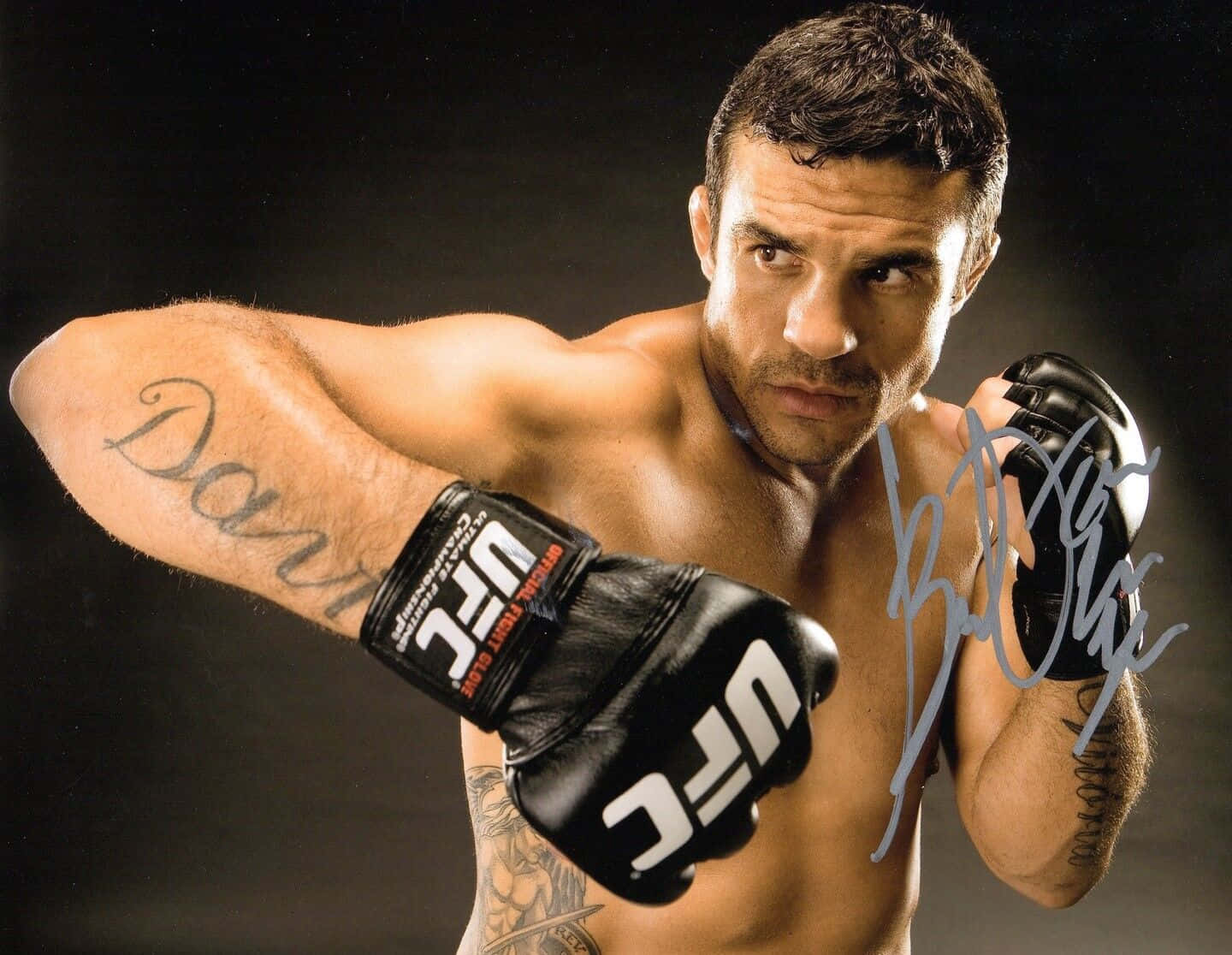 Ufc Mma Fighter Vitor Belfort Signed Portrait Background