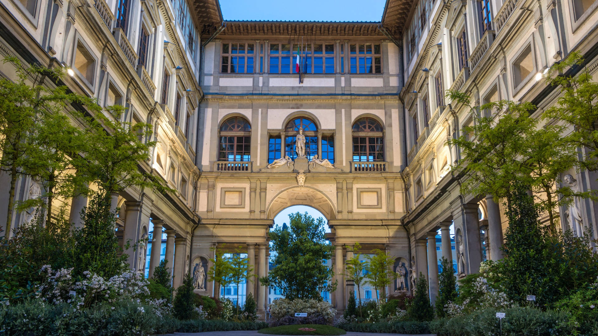 Uffizi Gallery With Trees Background