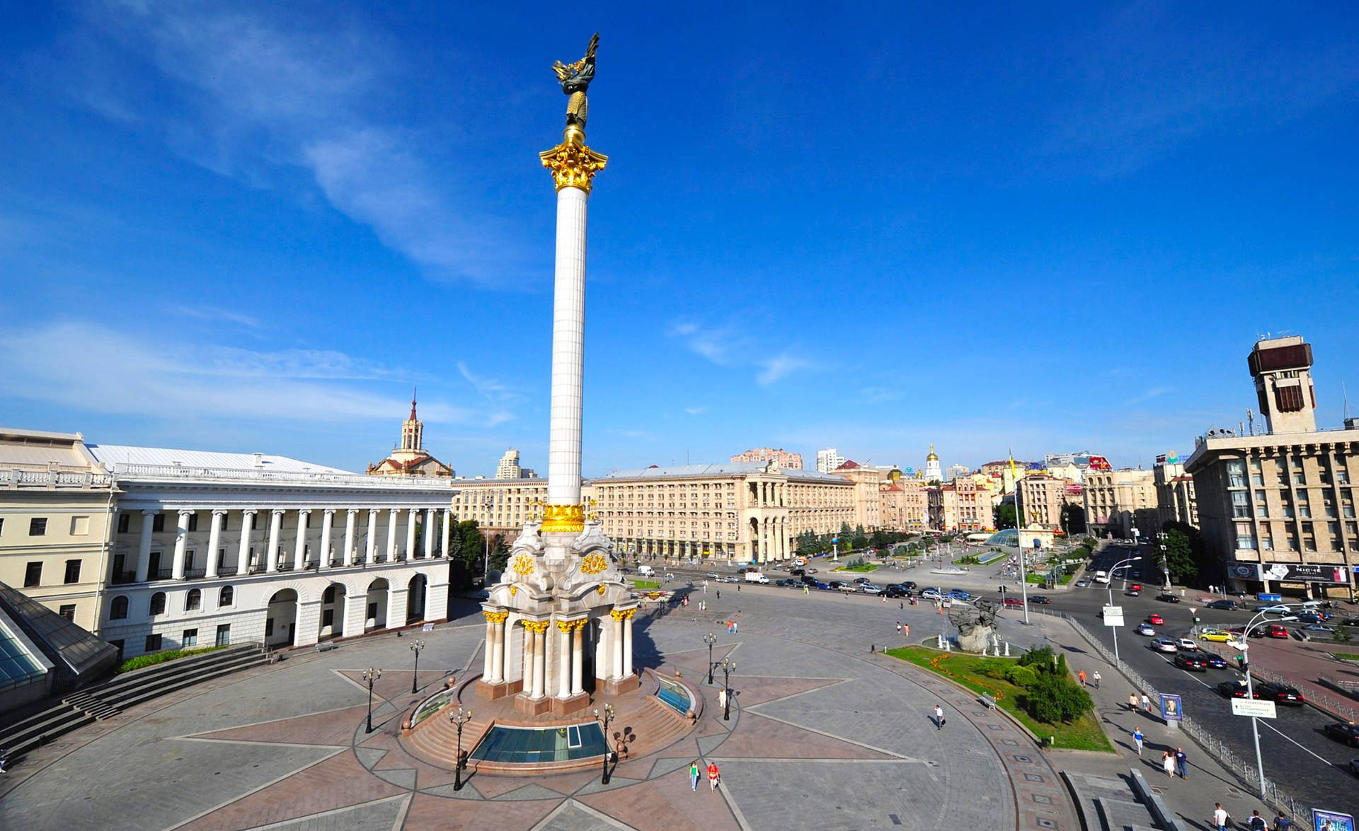 Ukraine Independence Monument Background