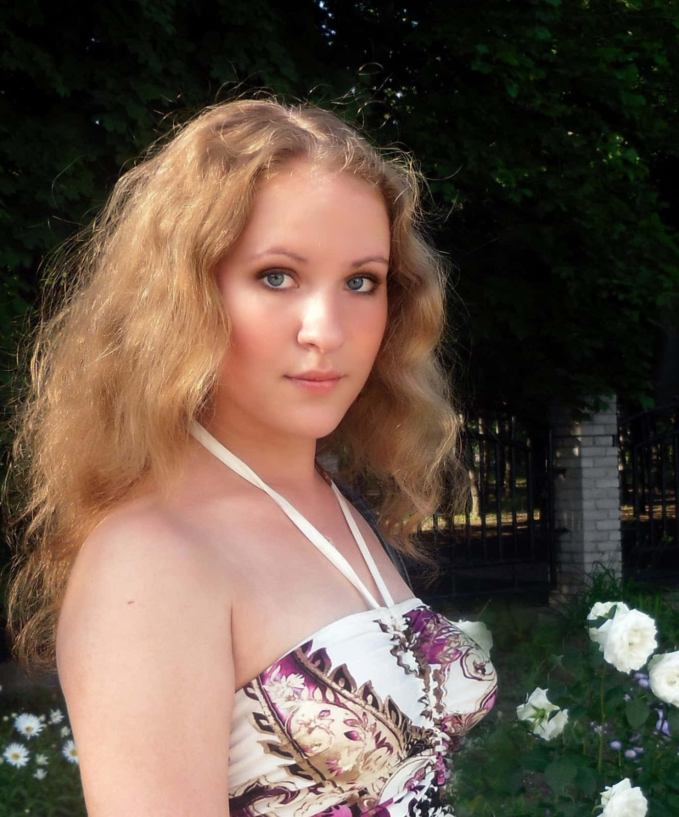 Ukrainian Girl Garden Photo