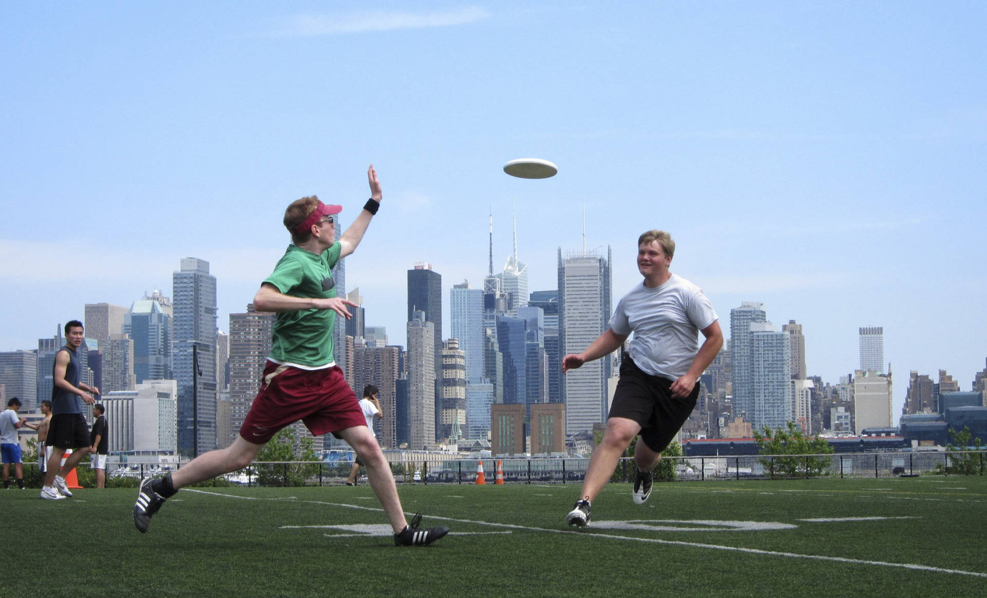 Ultimate Frisbee In The City Background