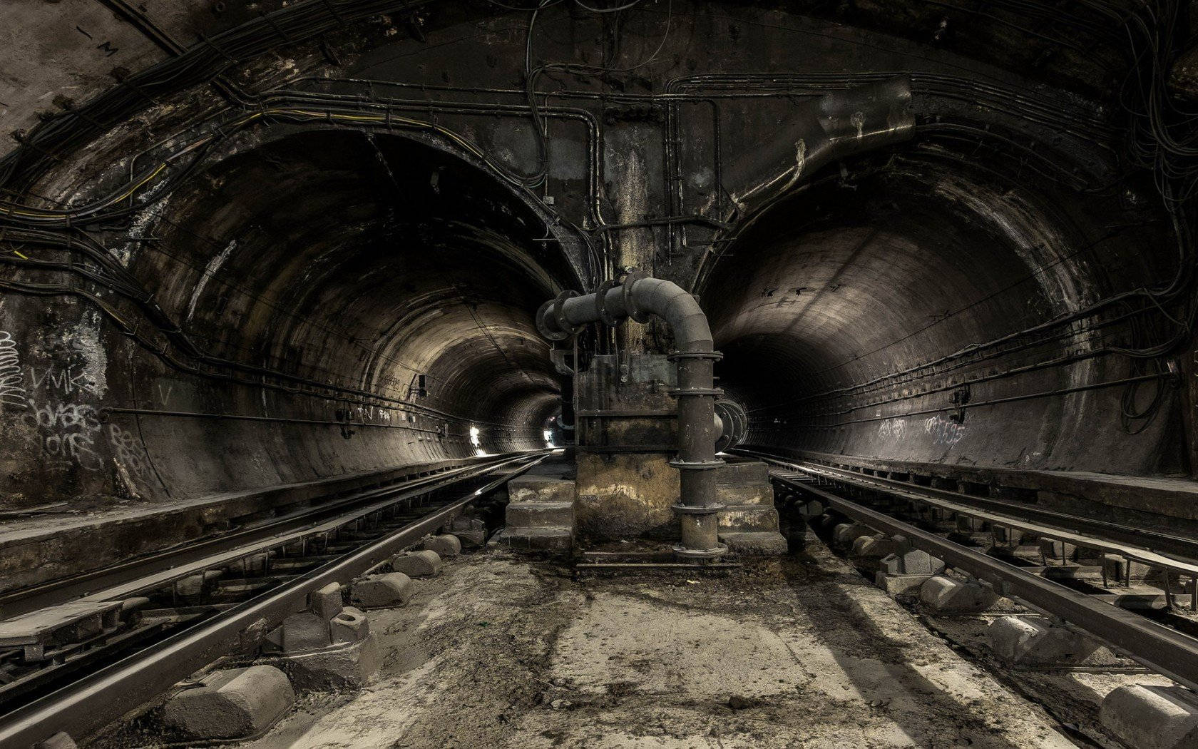 Underground Tunnel Black And Gray Background