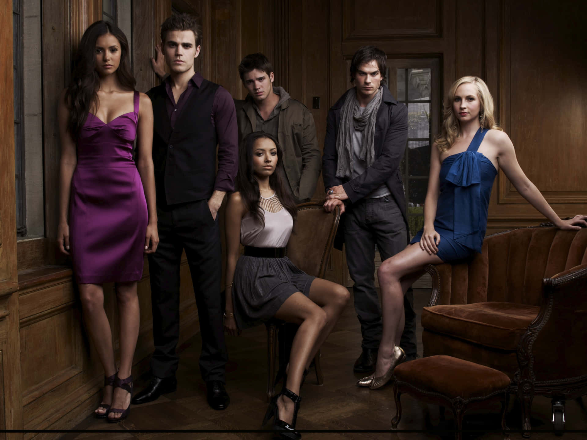 Unearth The Mysteries Of Mystic Falls Background