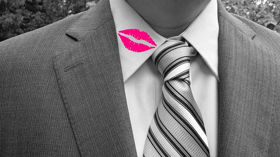 Unfaithful Kiss Mark Background