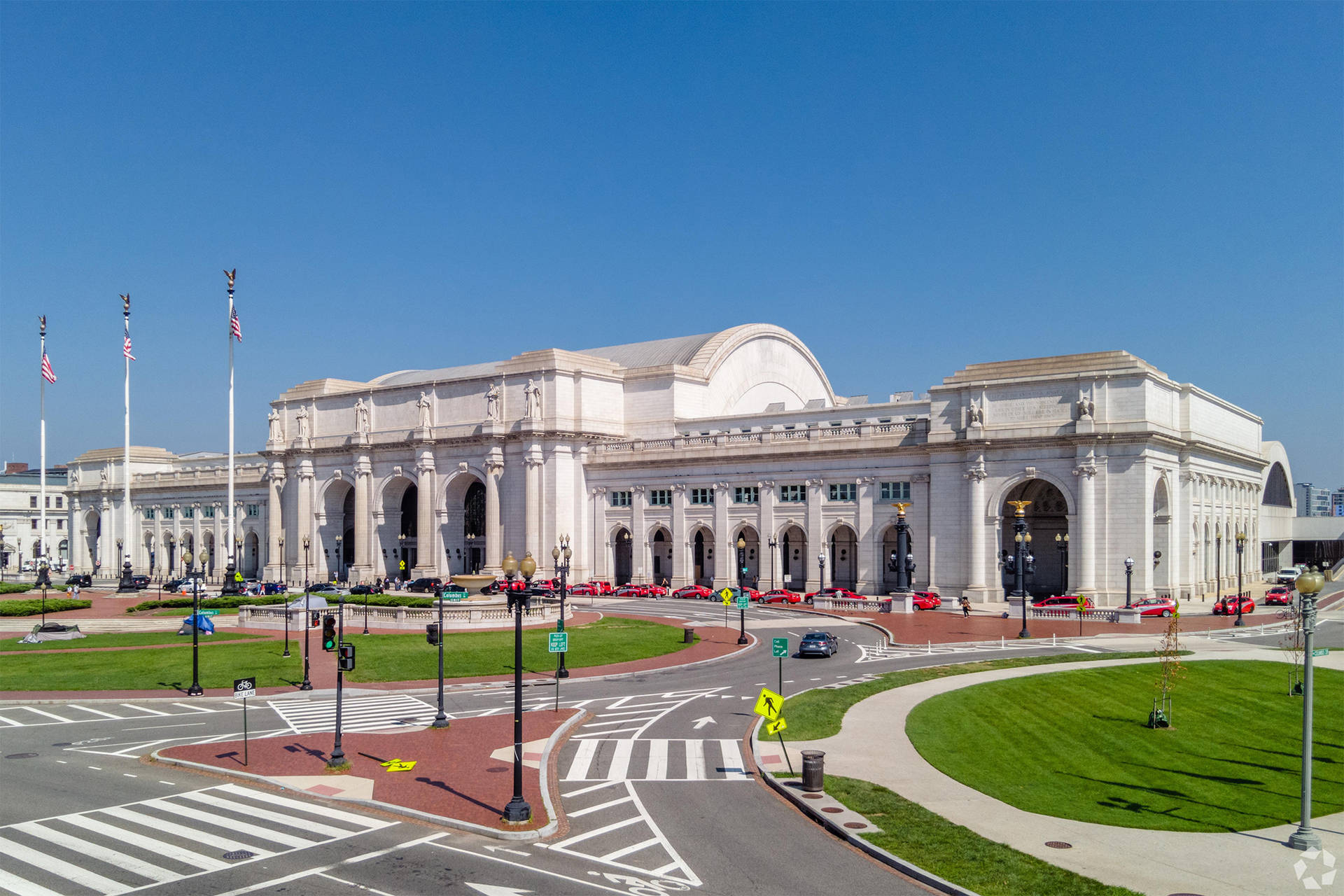 Union Station Exterior Pedestrian Lanes Background