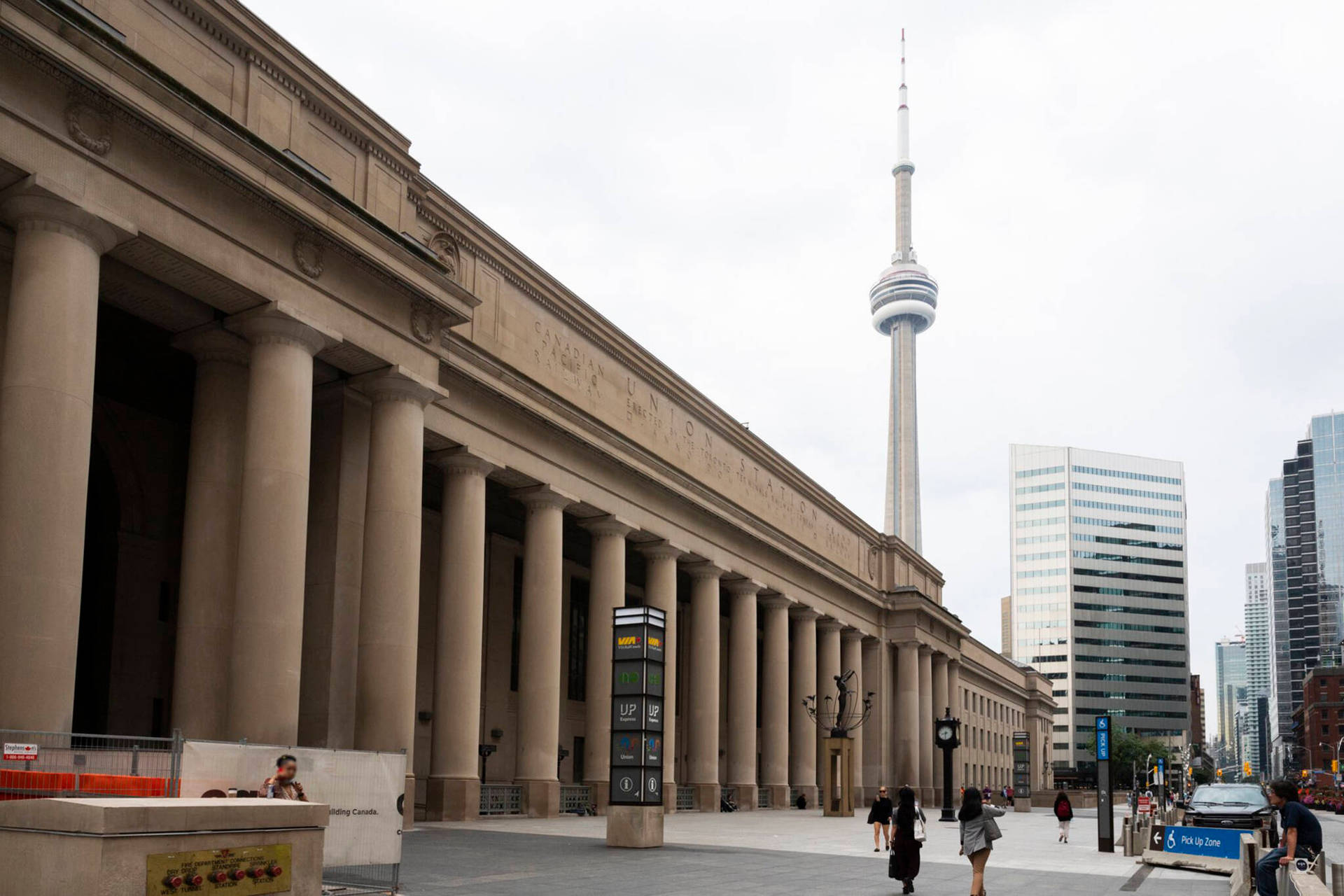 Union Station In The City Background