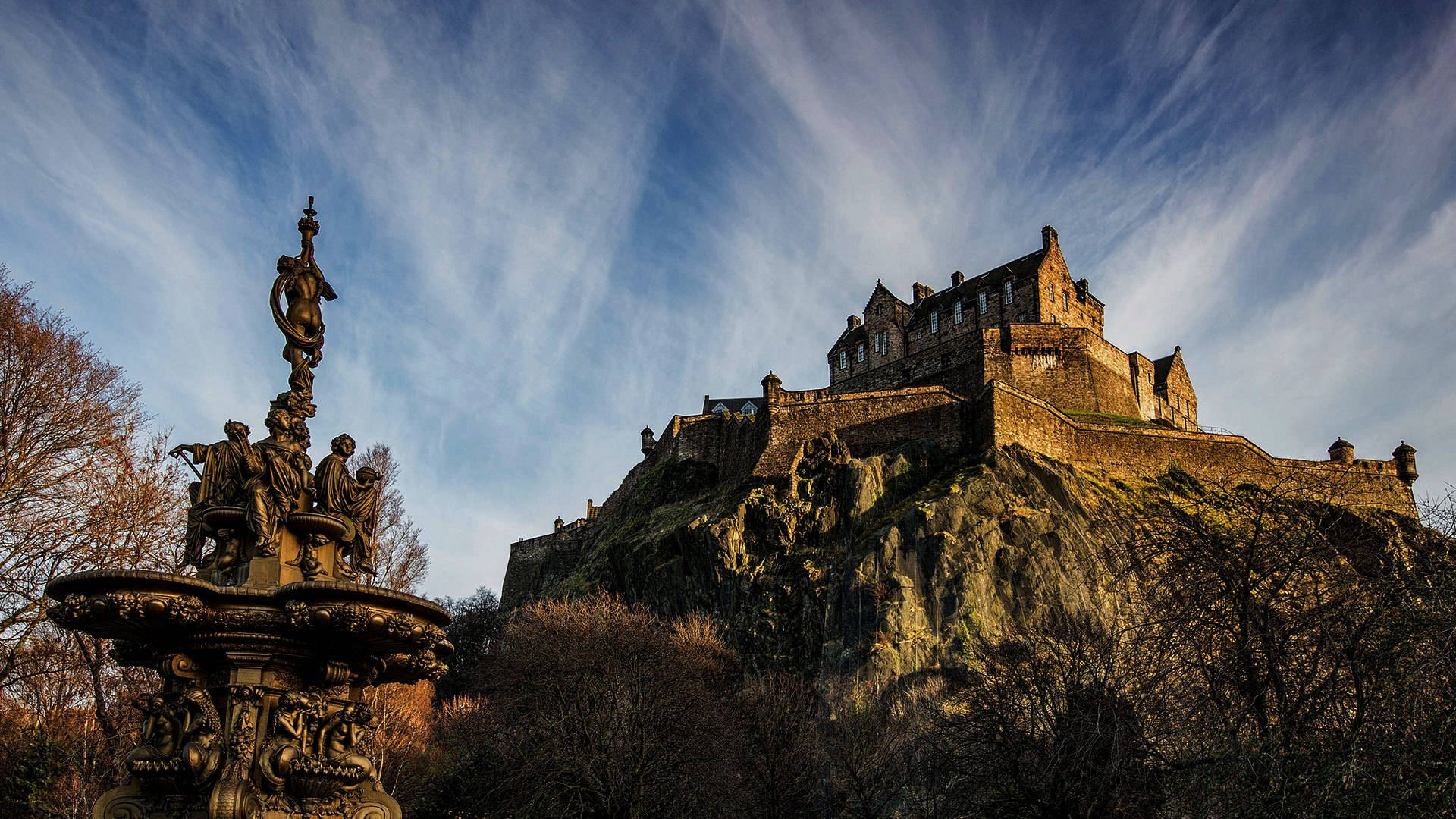 Unique Clouds Above Edinburgh Castle Background