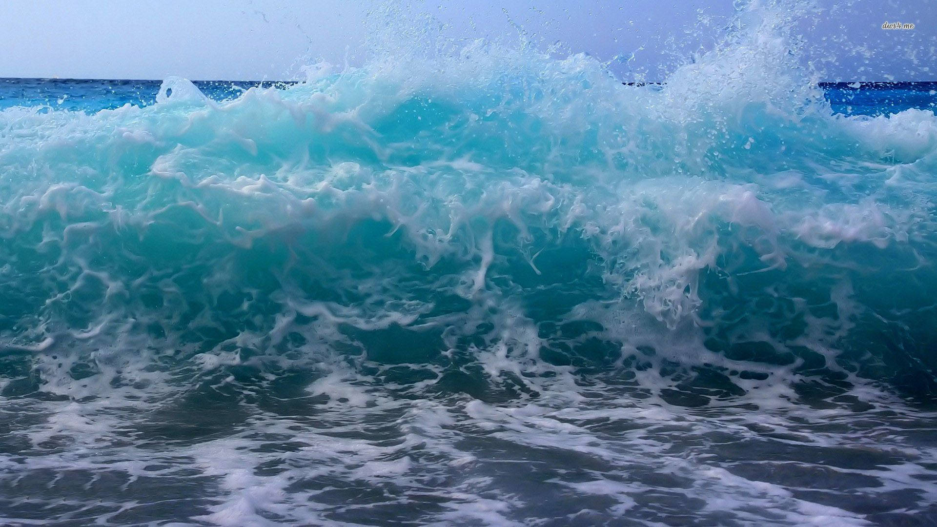 Unique Crashing Wave Background
