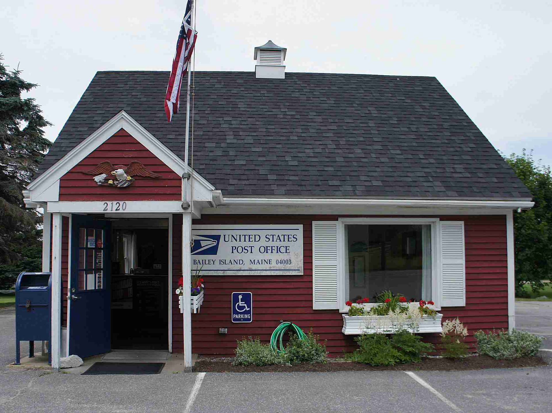 United States Post Office In Bailey Background