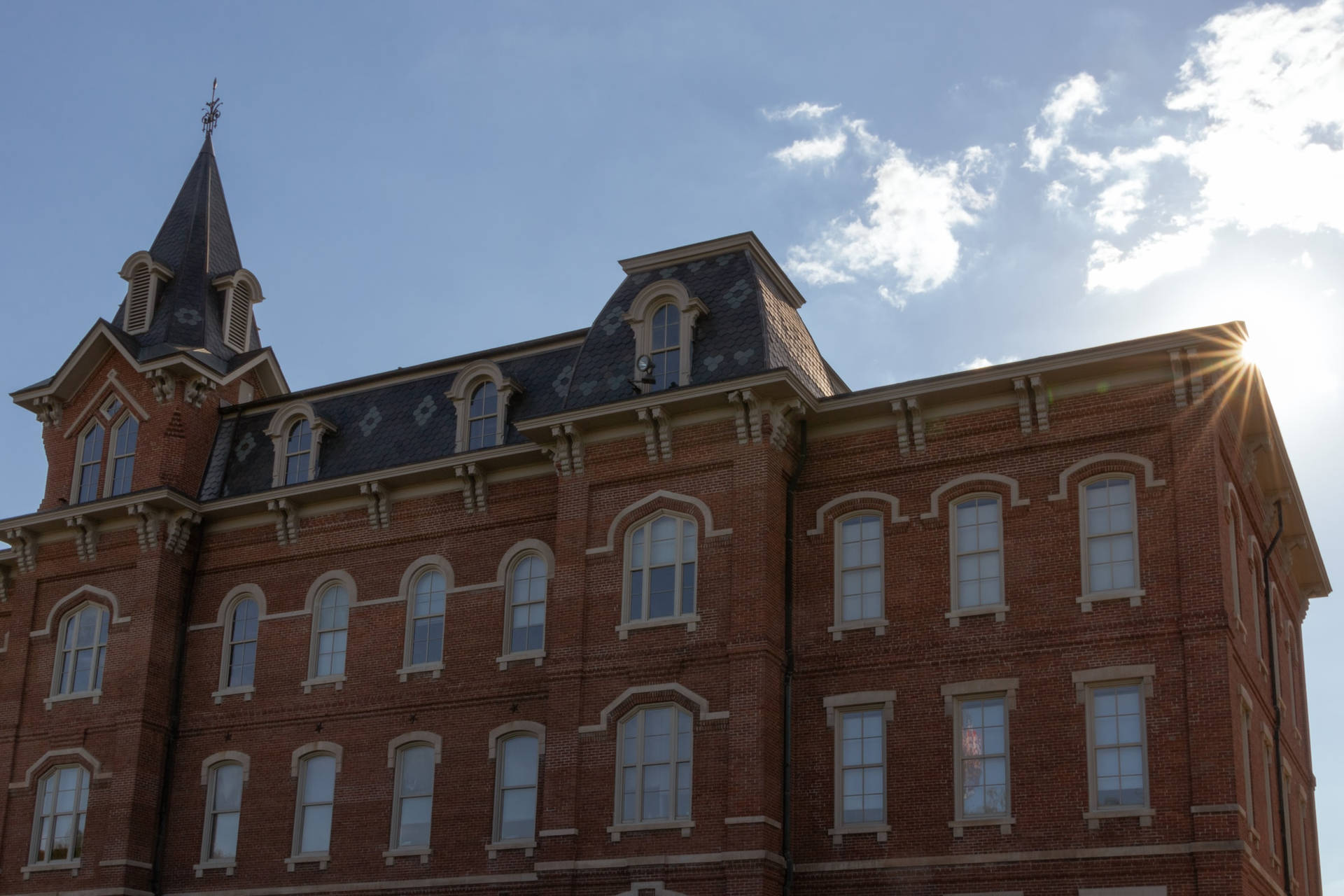 University Hall At Purdue University Background