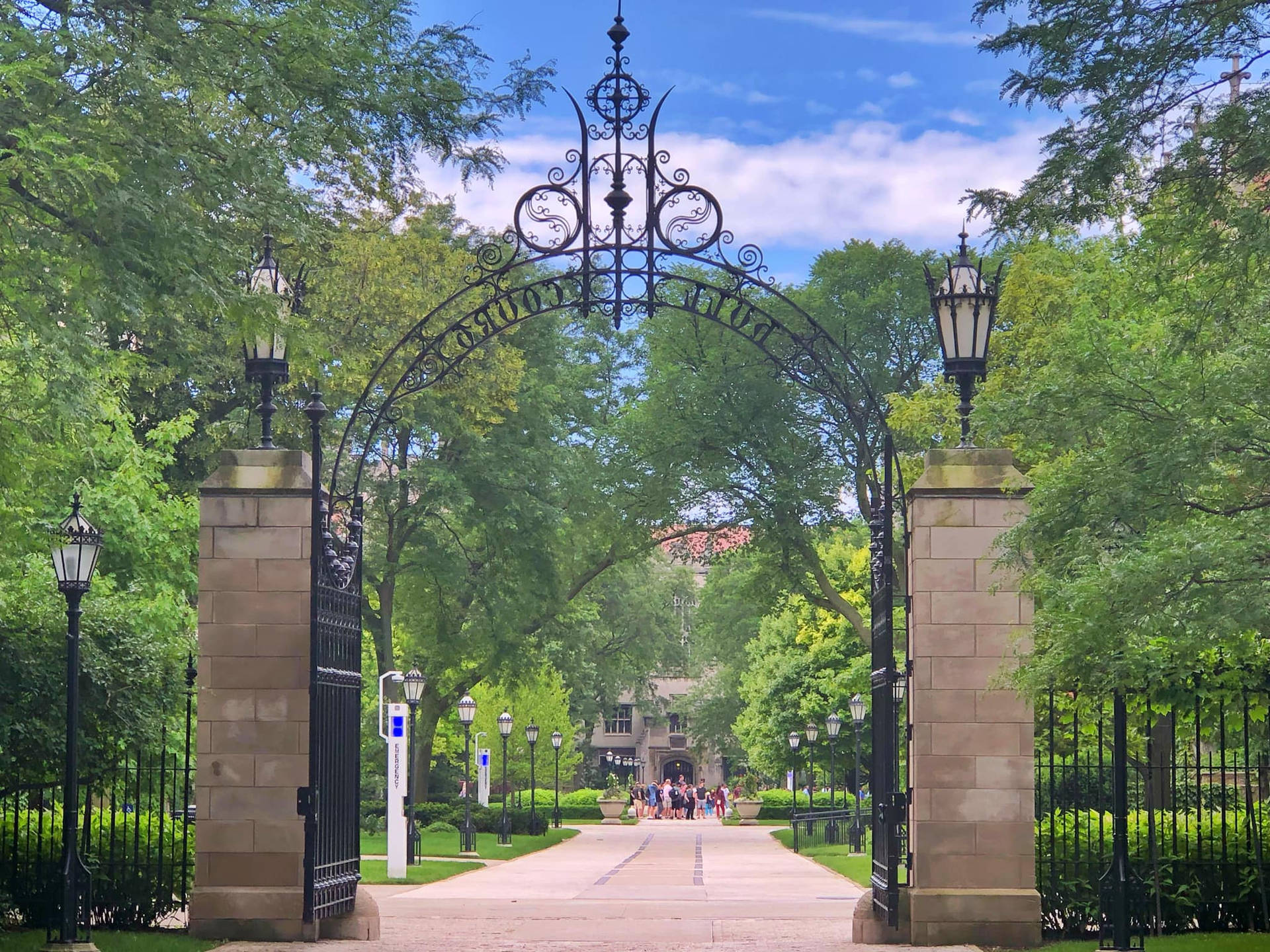 University Of Chicago Steel Arc Background