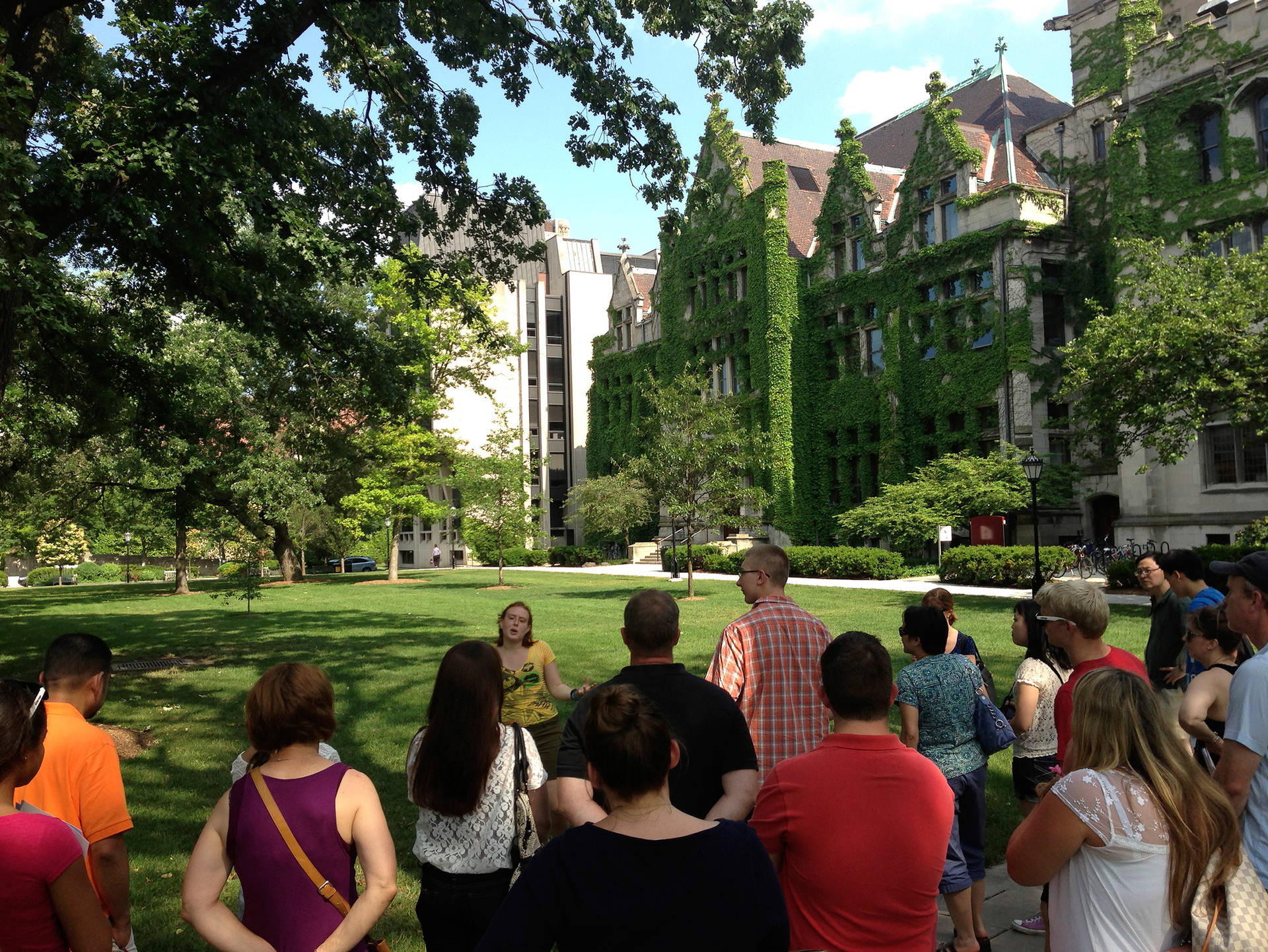 University Of Chicago Tour Background