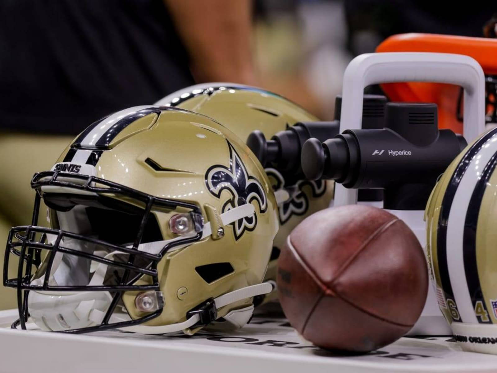 University Of Colorado At Boulder Football Helmet Background