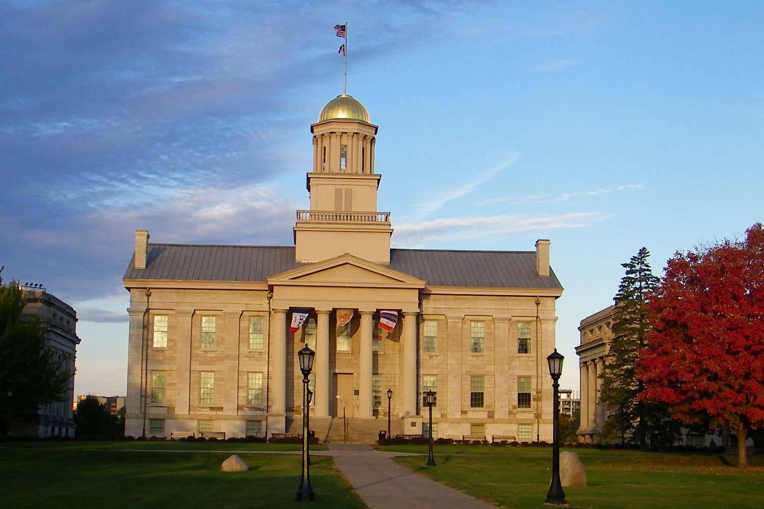 University Of Iowa School Building Background