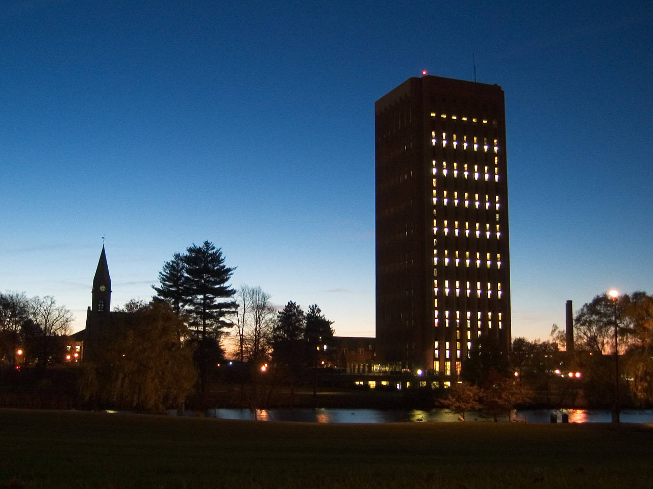 University Of Massachusetts Amherst Central Area Background