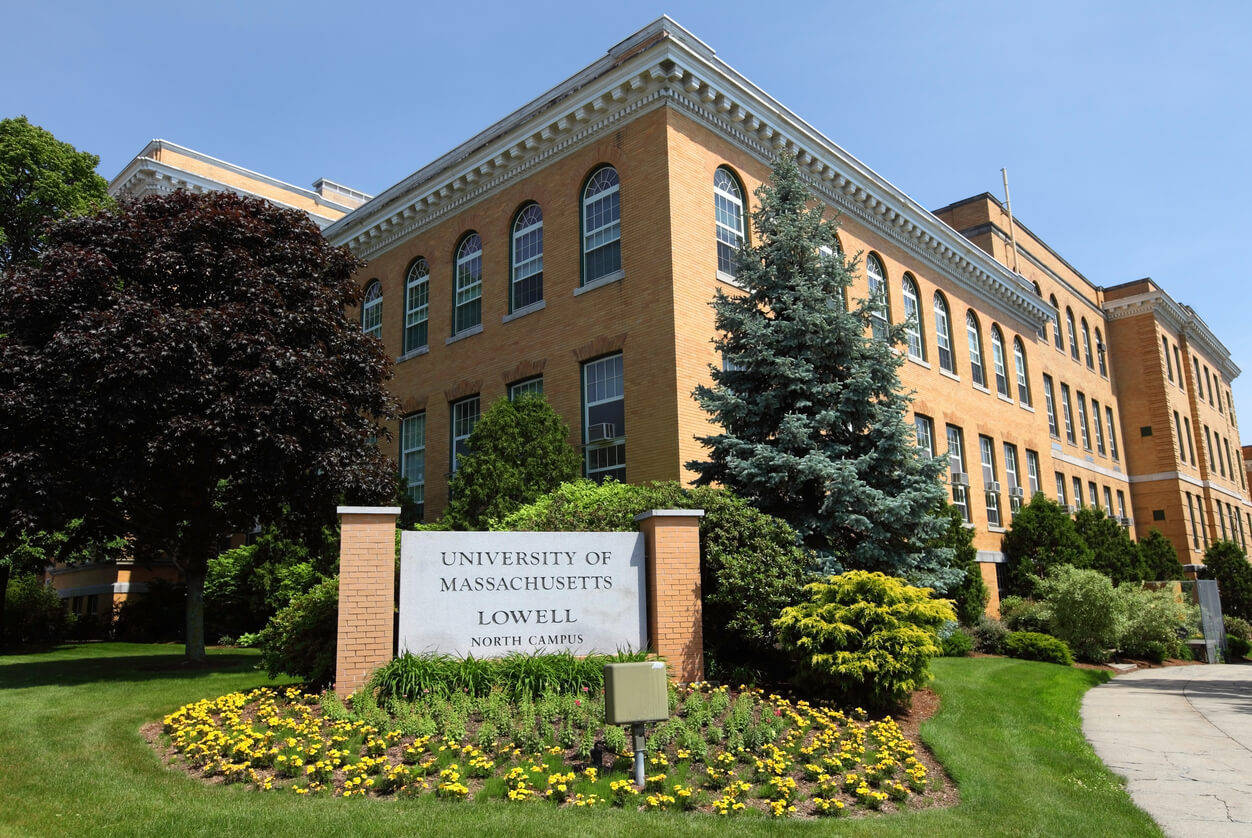 University Of Massachusetts Lowell North Campus Background