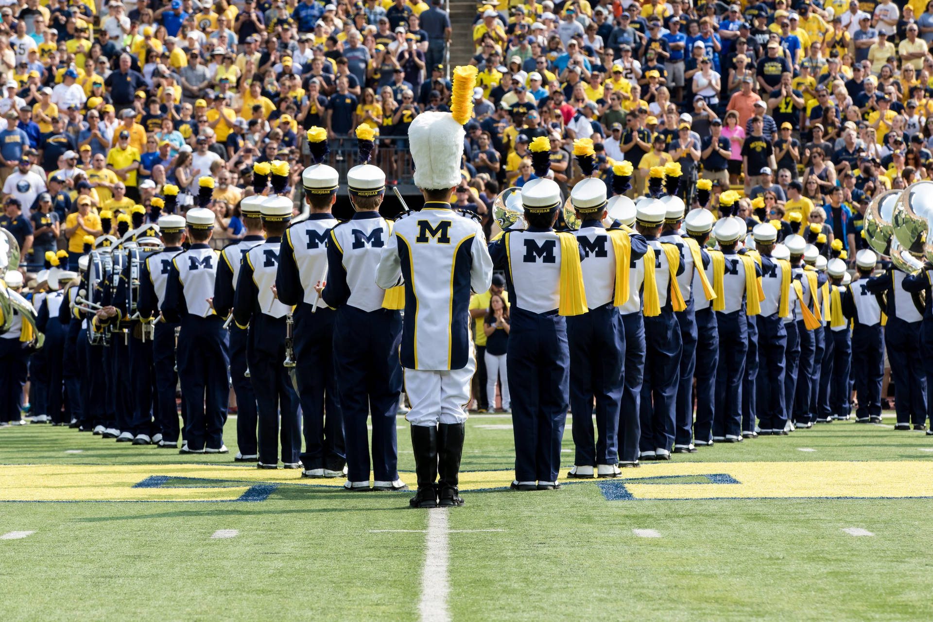 University Of Michigan-ann Arbor Marching Band Background