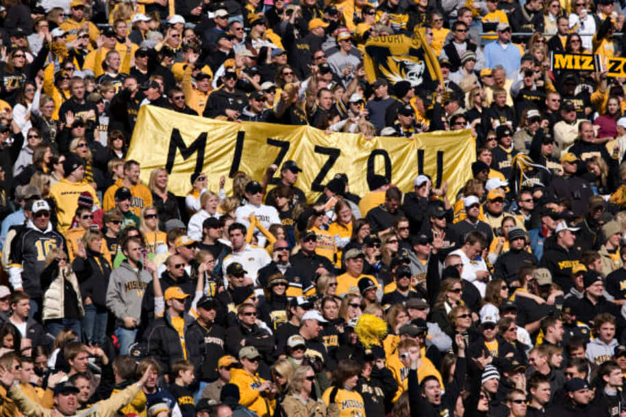 University Of Missouri Tigers Fans Golden Banner Background