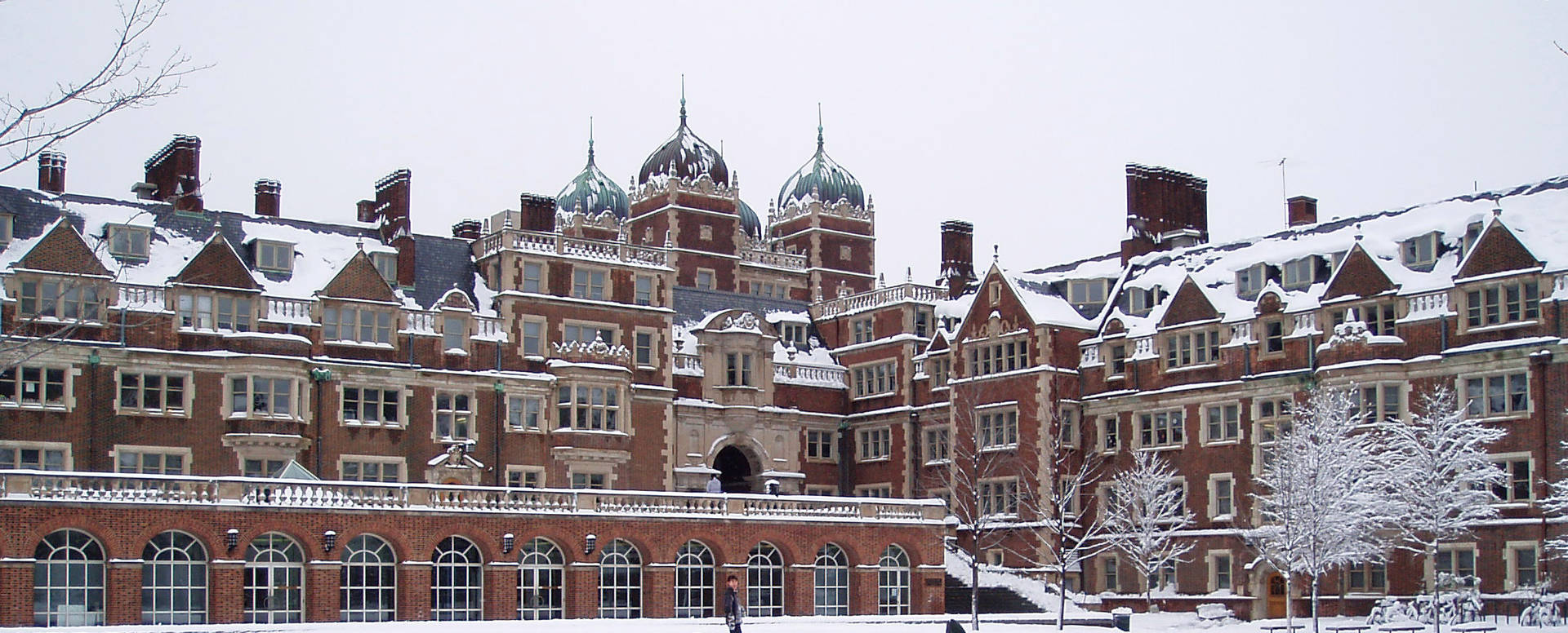 University Of Pennsylvania Snowy Quad Background