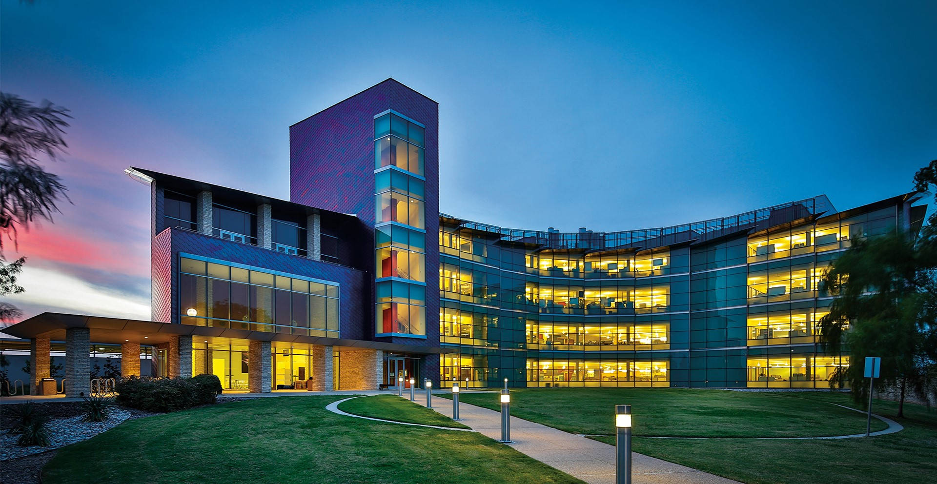 University Of Texas Modern School Building Background