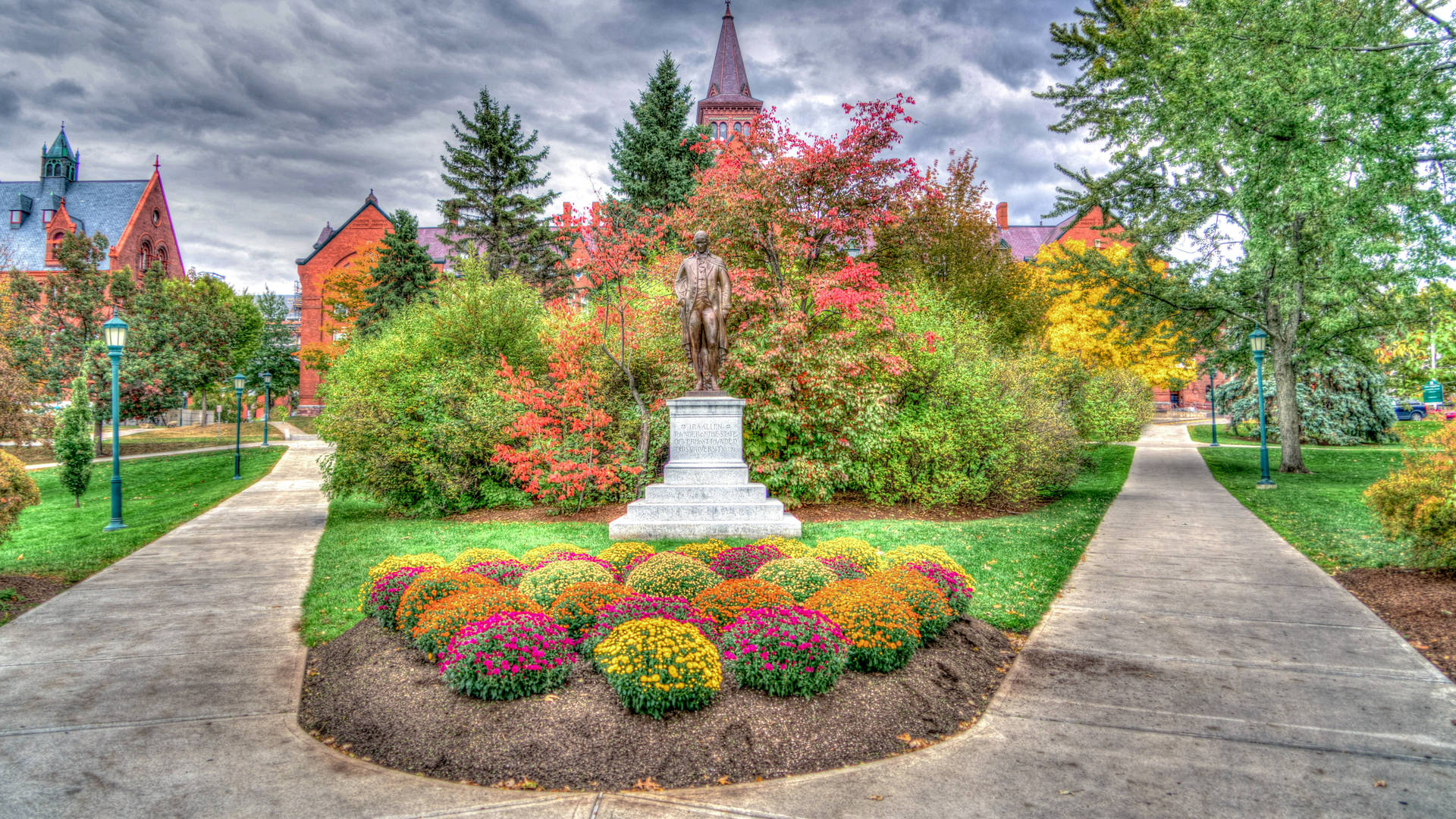 University Of Vermont Garden Statue Background