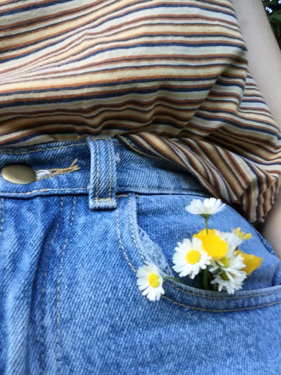 Unleash Your Inner Artist With Art Hoe Aesthetic! Background