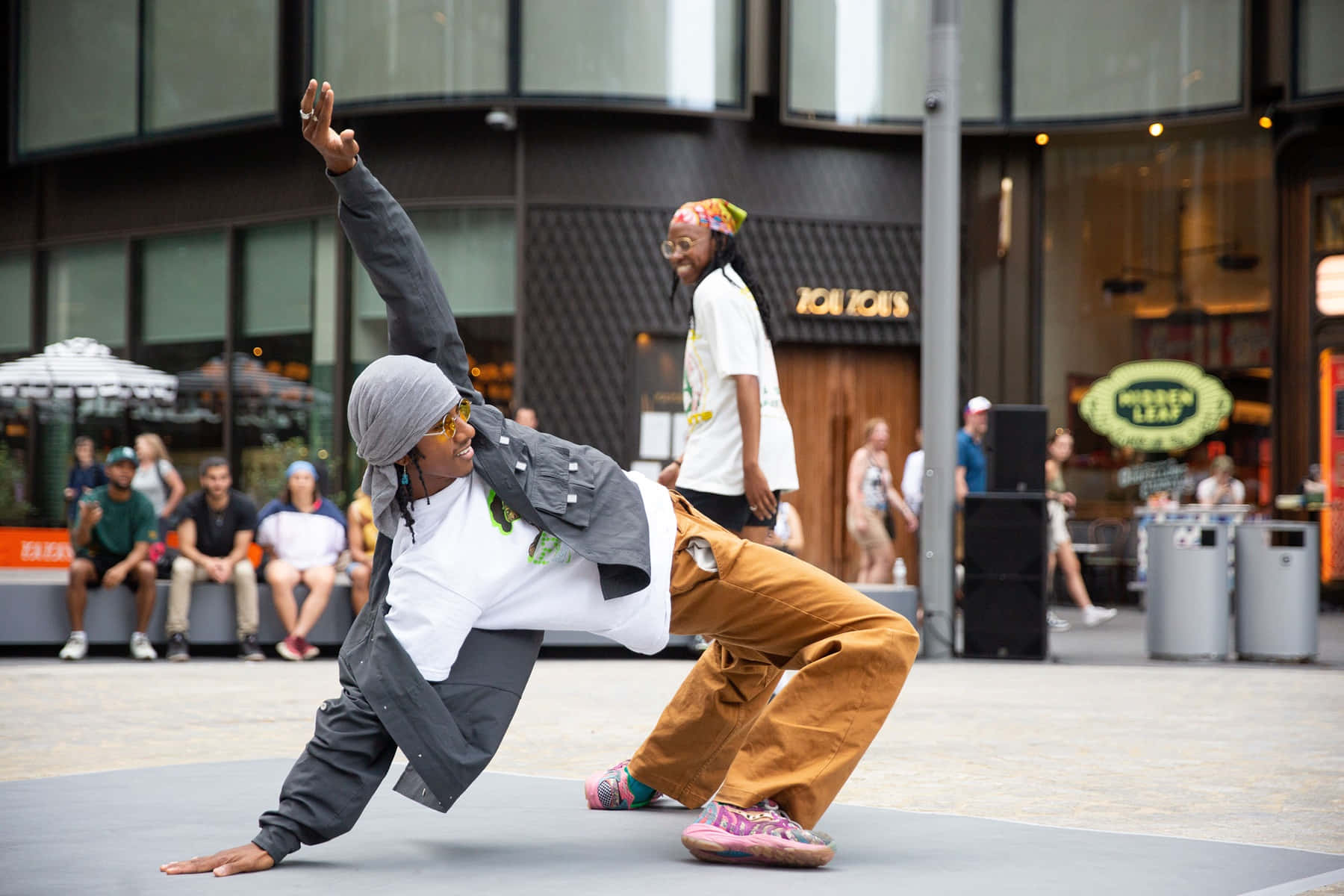 Urban_ Hip Hop_ Dance_ Showdown.jpg Background