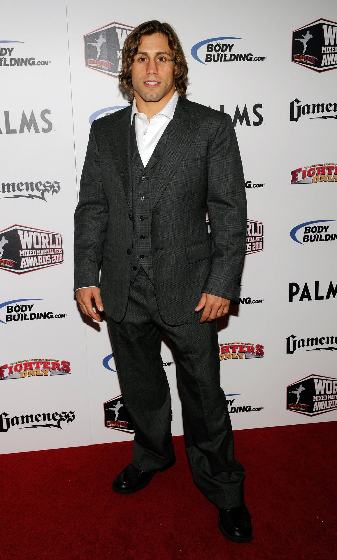 Urijah Faber Flaunting His Charismatic Aura On The Red Carpet