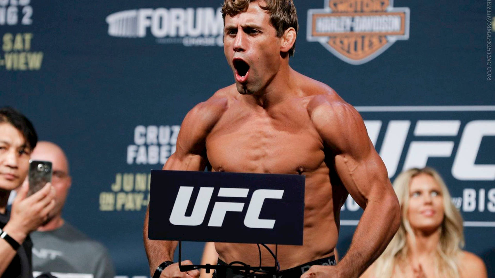 Urijah Faber Flexing And Yelling