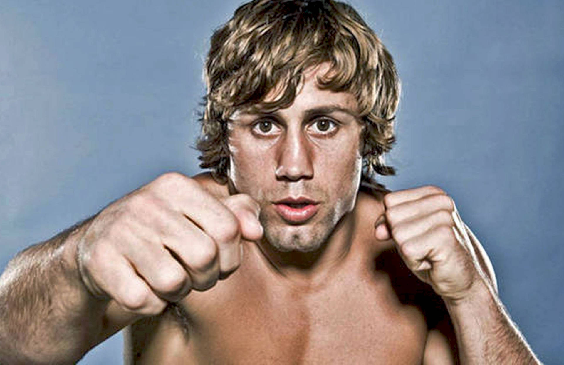 Urijah Faber Posing And Punching