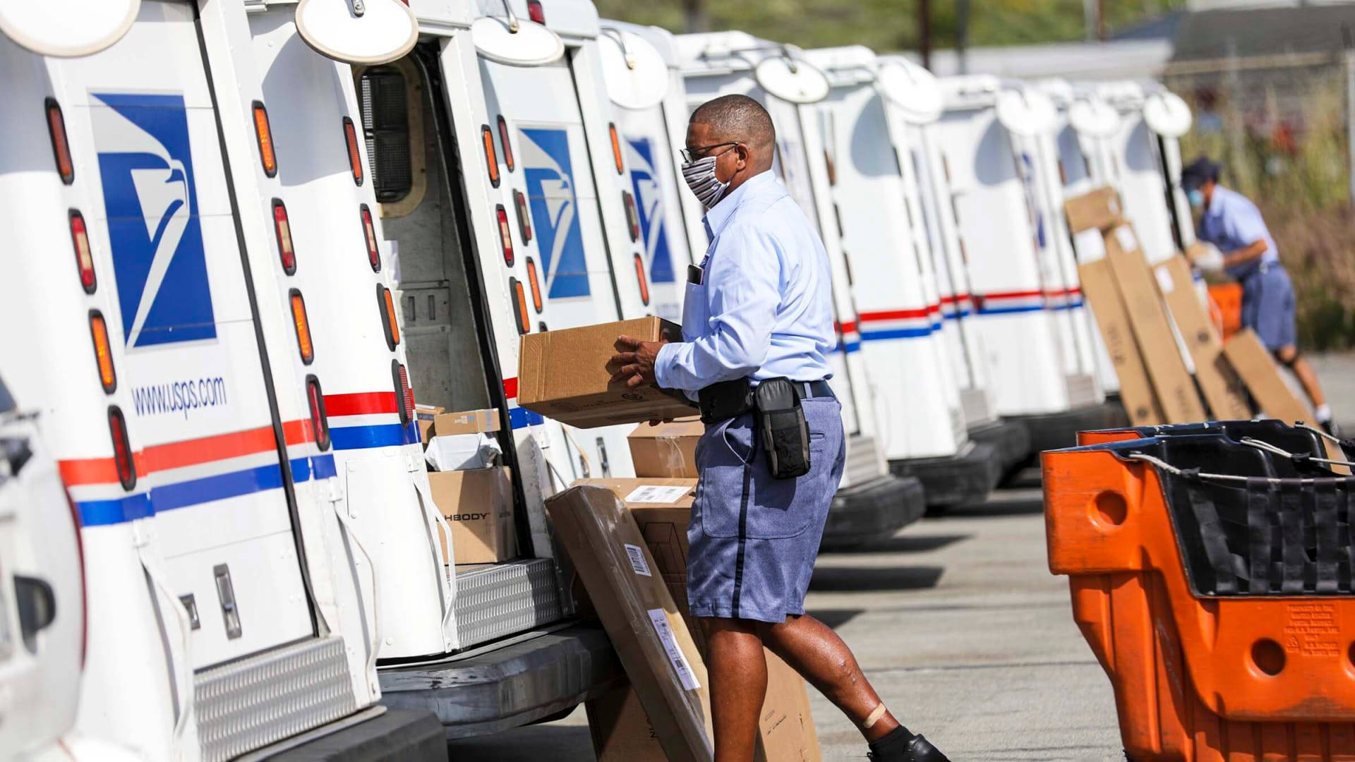 Usps Loading Trucks Background