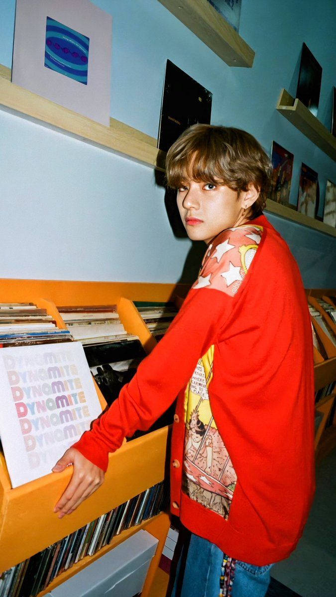 V With Bts Dynamite Vinyl Record Background